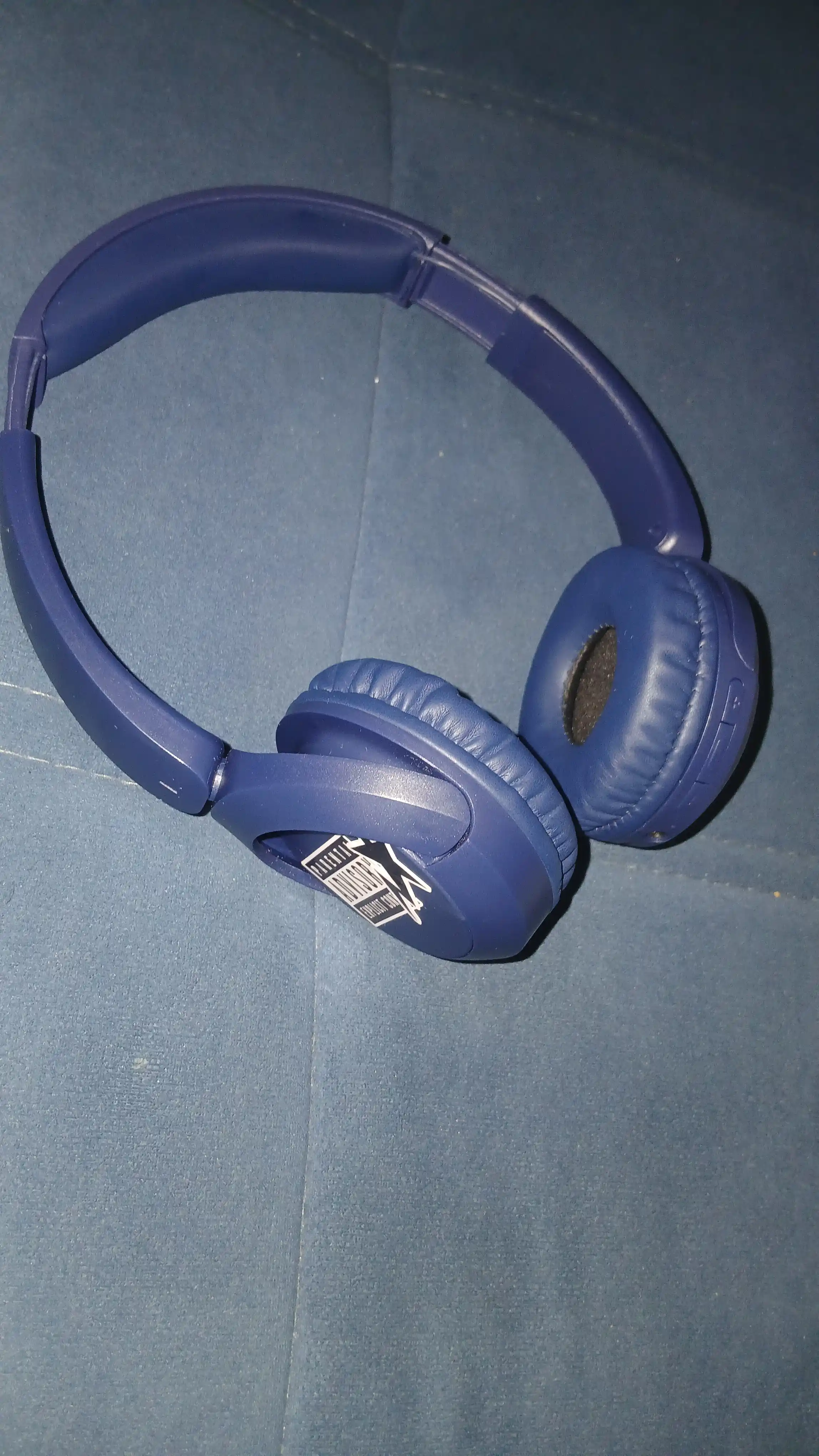 Sony WH-CH520 simsiz quloqchinlari Bluetooth, mikrofon naushnik va 50 soatgacha ishlash