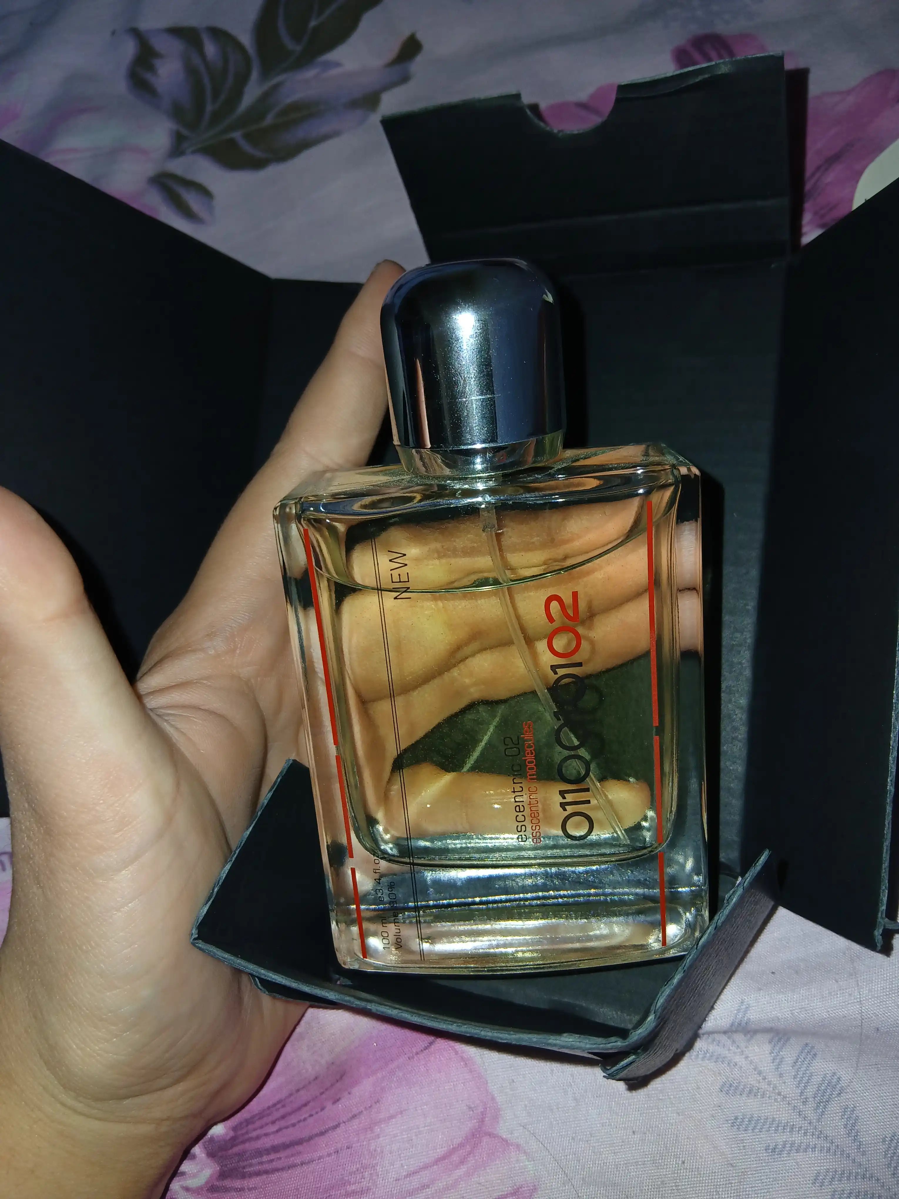 Parfyumlangan suv Molekula 020 Fragrance World, 100 ml