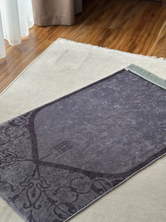 Premium yumshoq joynamoz – zax o‘tkazmaydigan, qalin va yengil sajda gilami (110x65 sm) - 
