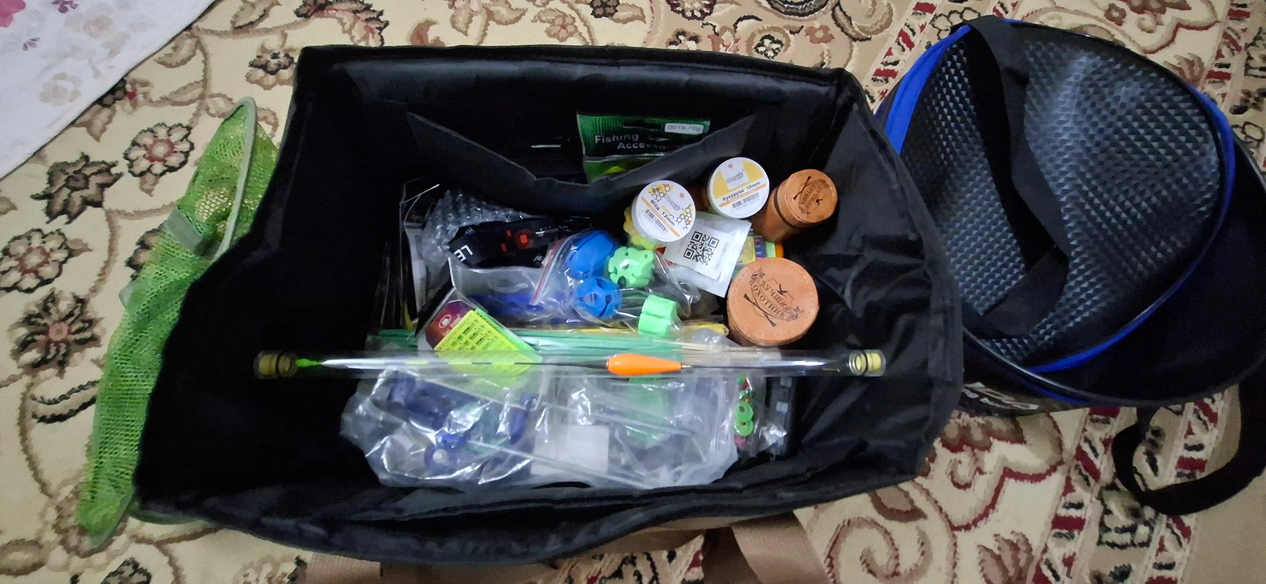 Kemping va anjomlar uchun taktik sumka