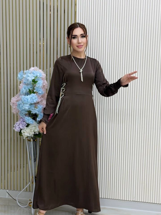Ayollar ko'ylagi- oqshom libosiga ham kundalik kiyishga ham mos keladigan ko'ylak - 