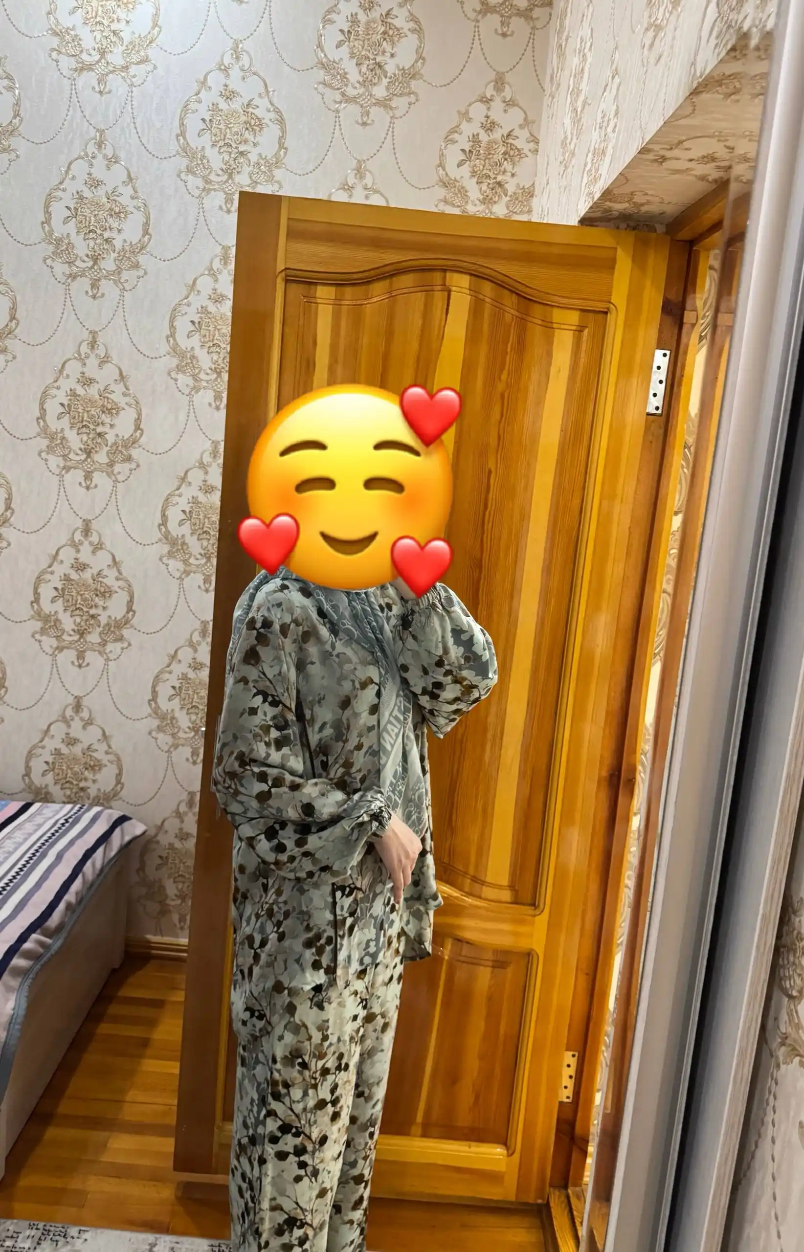 NORA 2, ayollar kostyumi tabiiy shtapeldan, dvoyka, tunika va shim