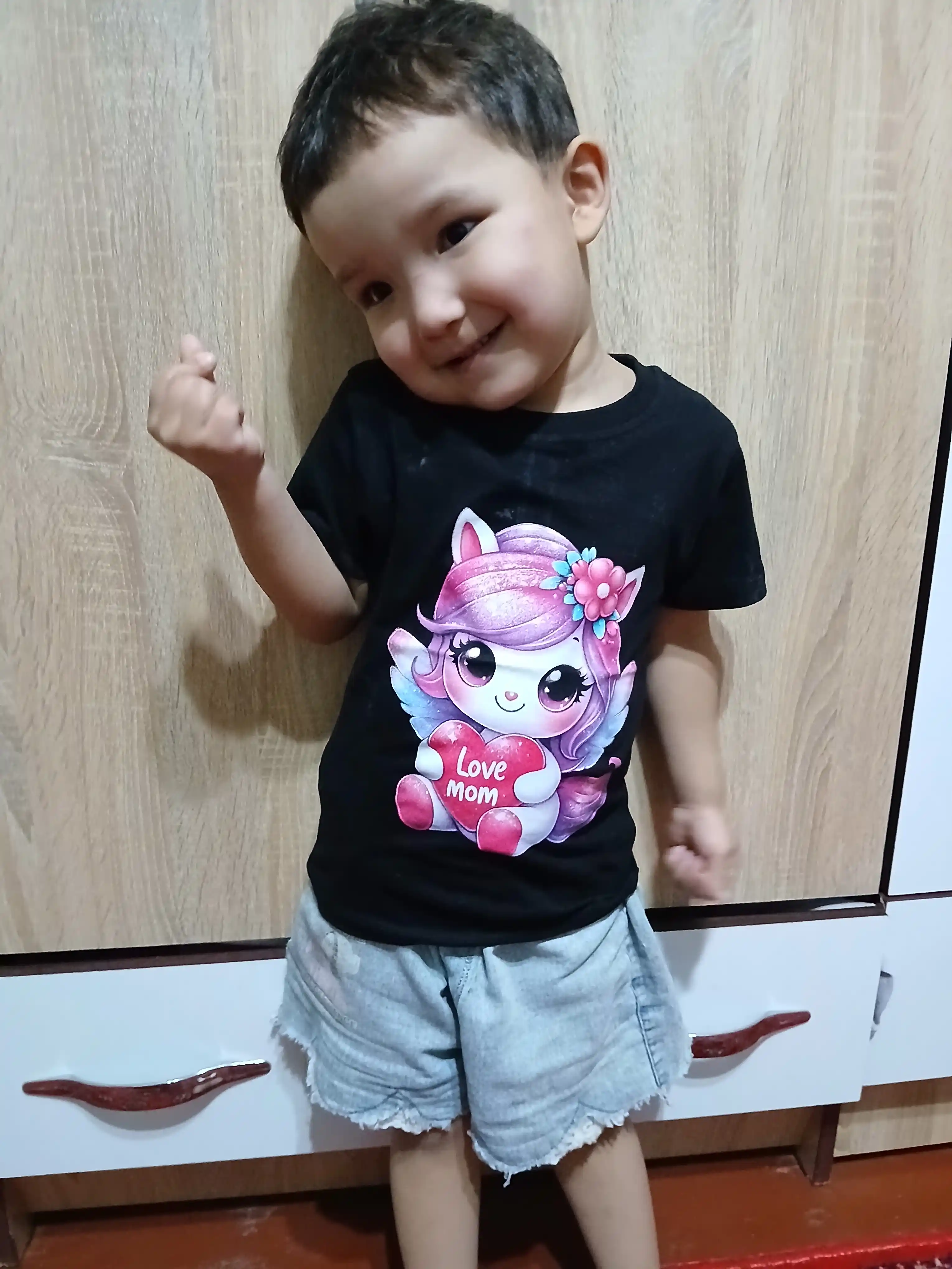 Qizlar uchun futbolka
