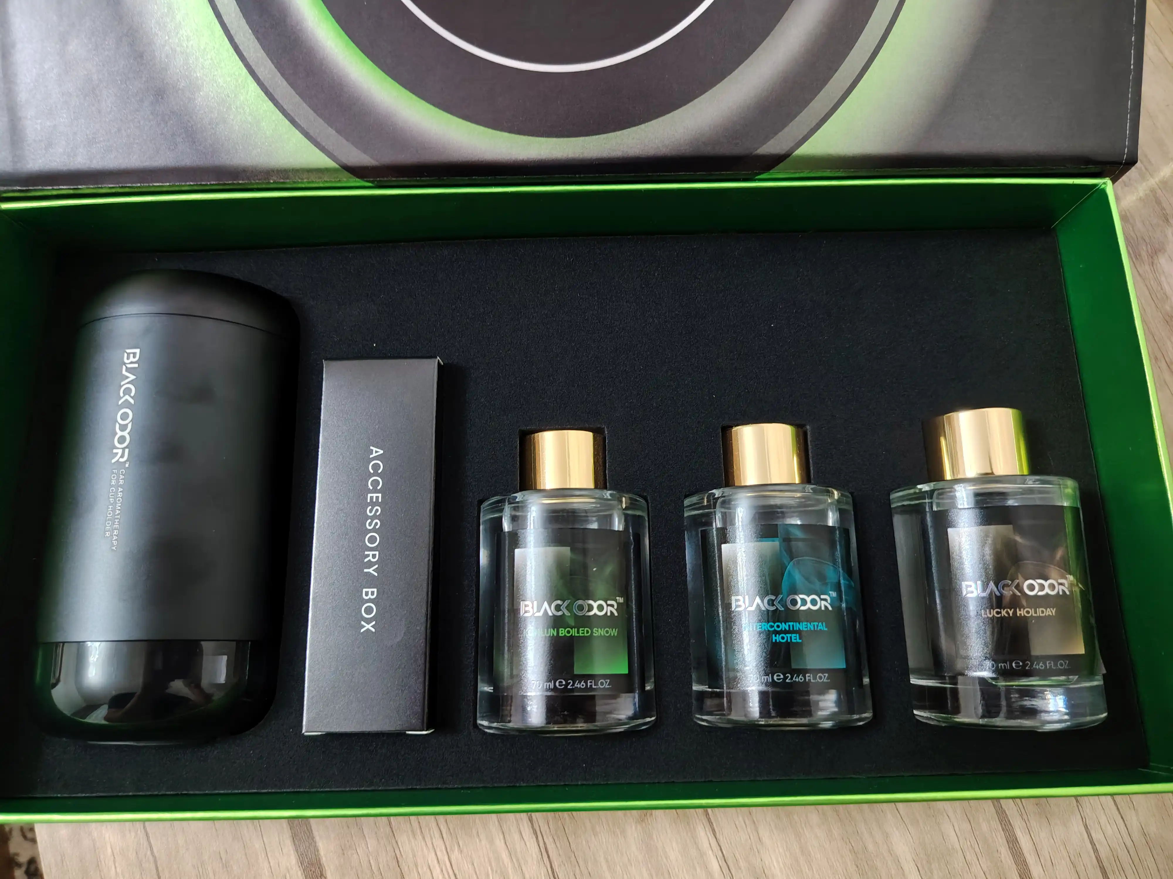 BLACK ODOR avtomobil va uy uchun xushbo‘ylantirgich