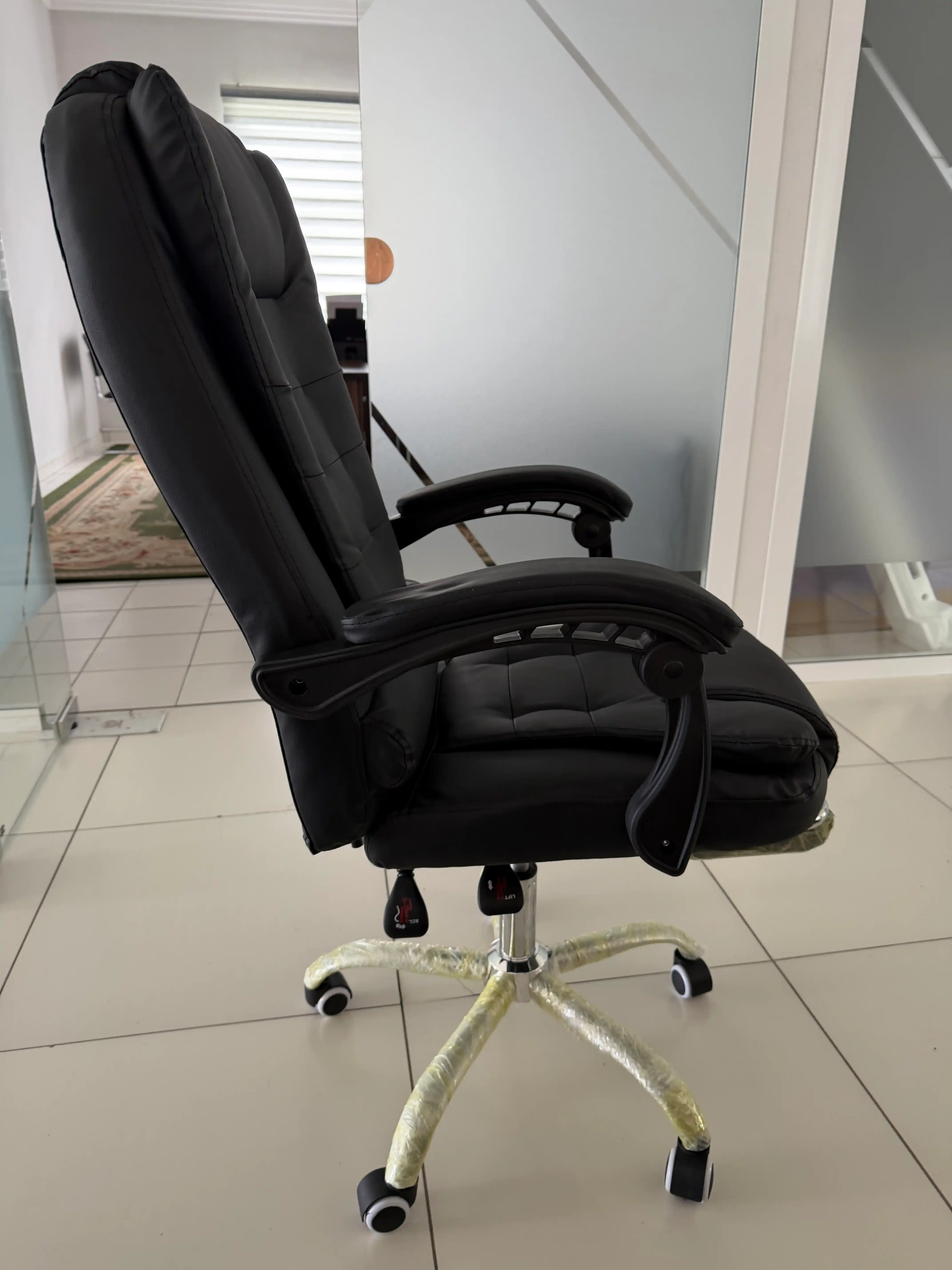 Uy va ofis uchun bel tayanchiga ega ergonomik kompyuter kreslosi