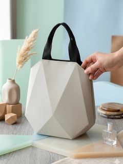 Кремовый