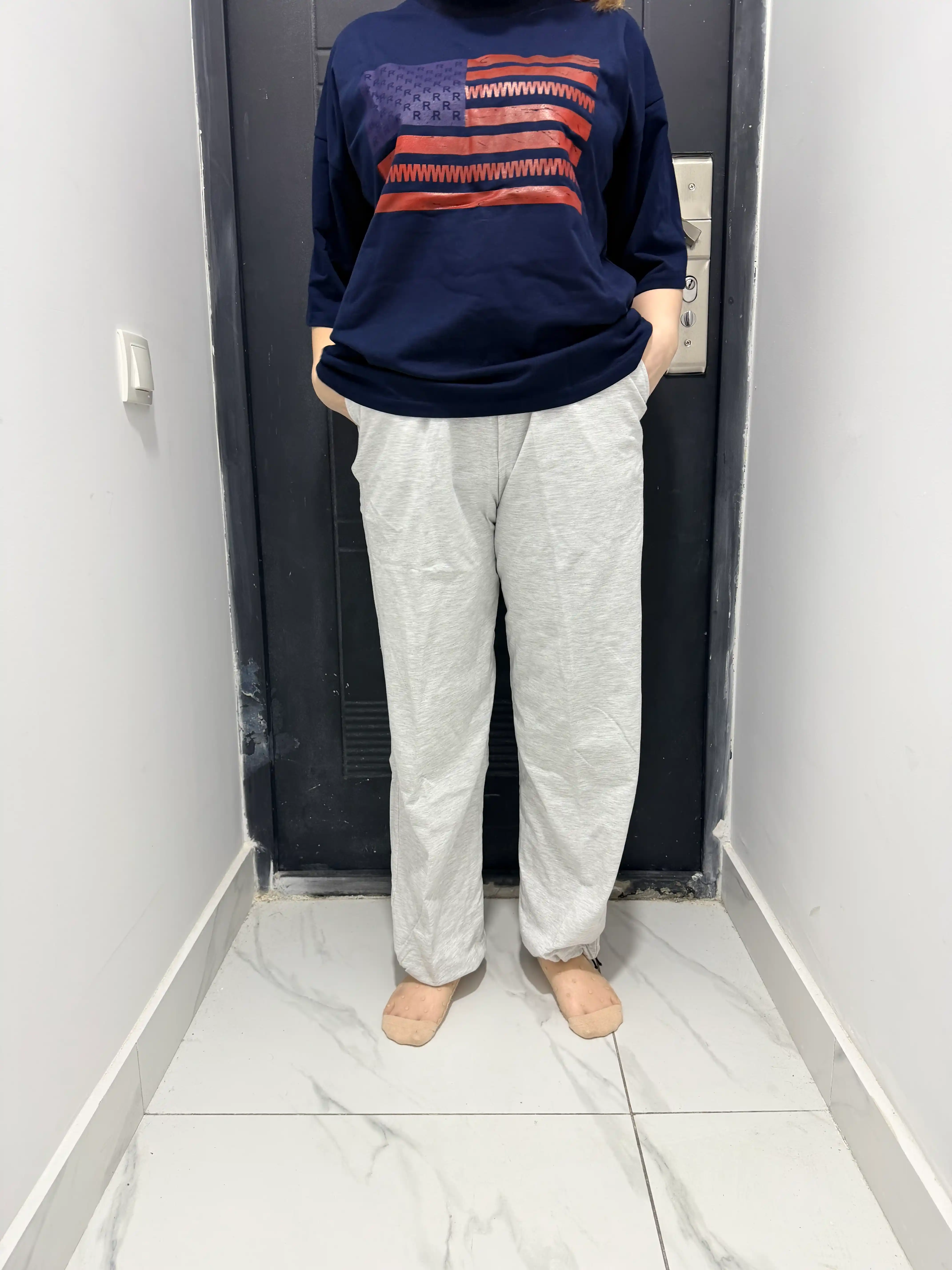 Ayollar uchun zamonaviy ikki qismli kostyumi – oversize va qulay modellar to`plami