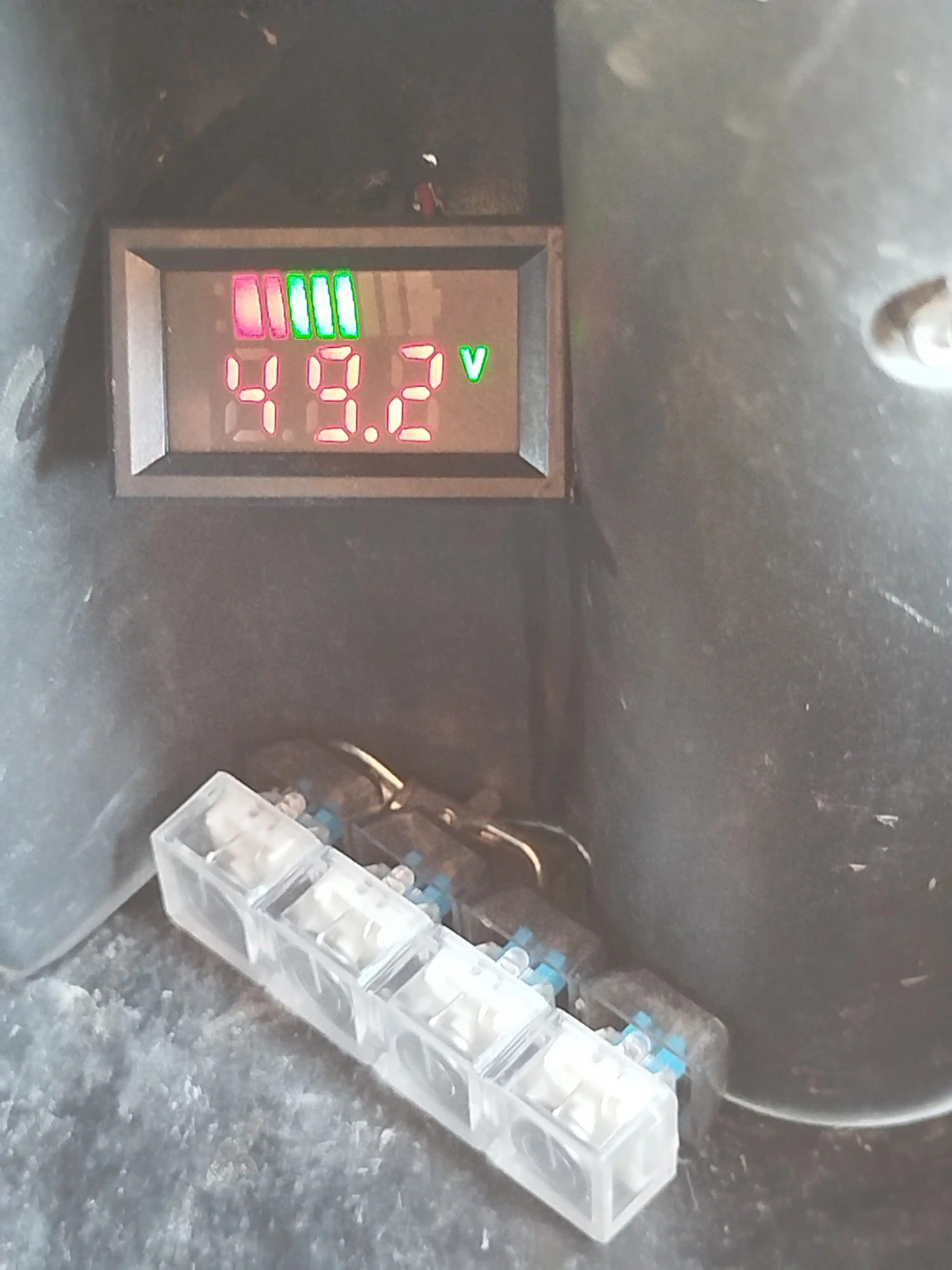 Universal voltmetr, zaryad darajasi ko'rsatkichi, DSN-VQ12, 5 dan 72 V gacha
