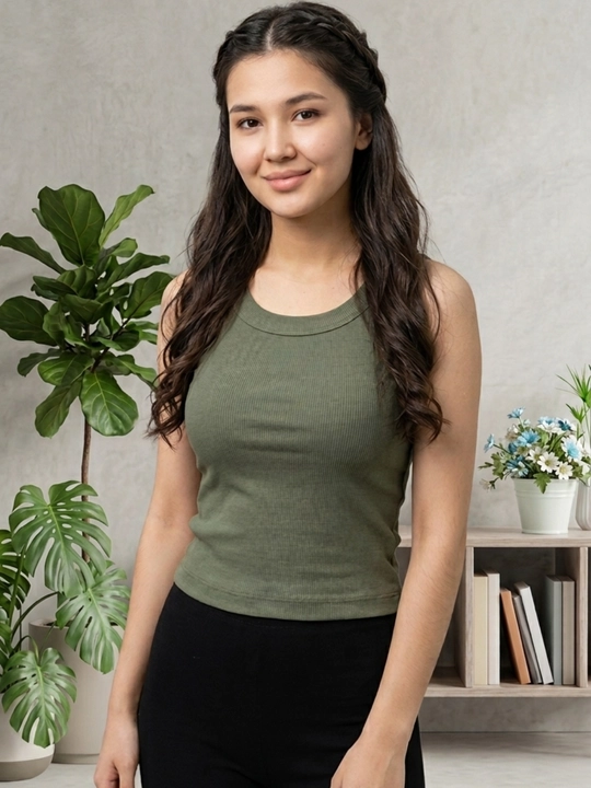 Top mayka, yengsiz, qovurg'ali - 