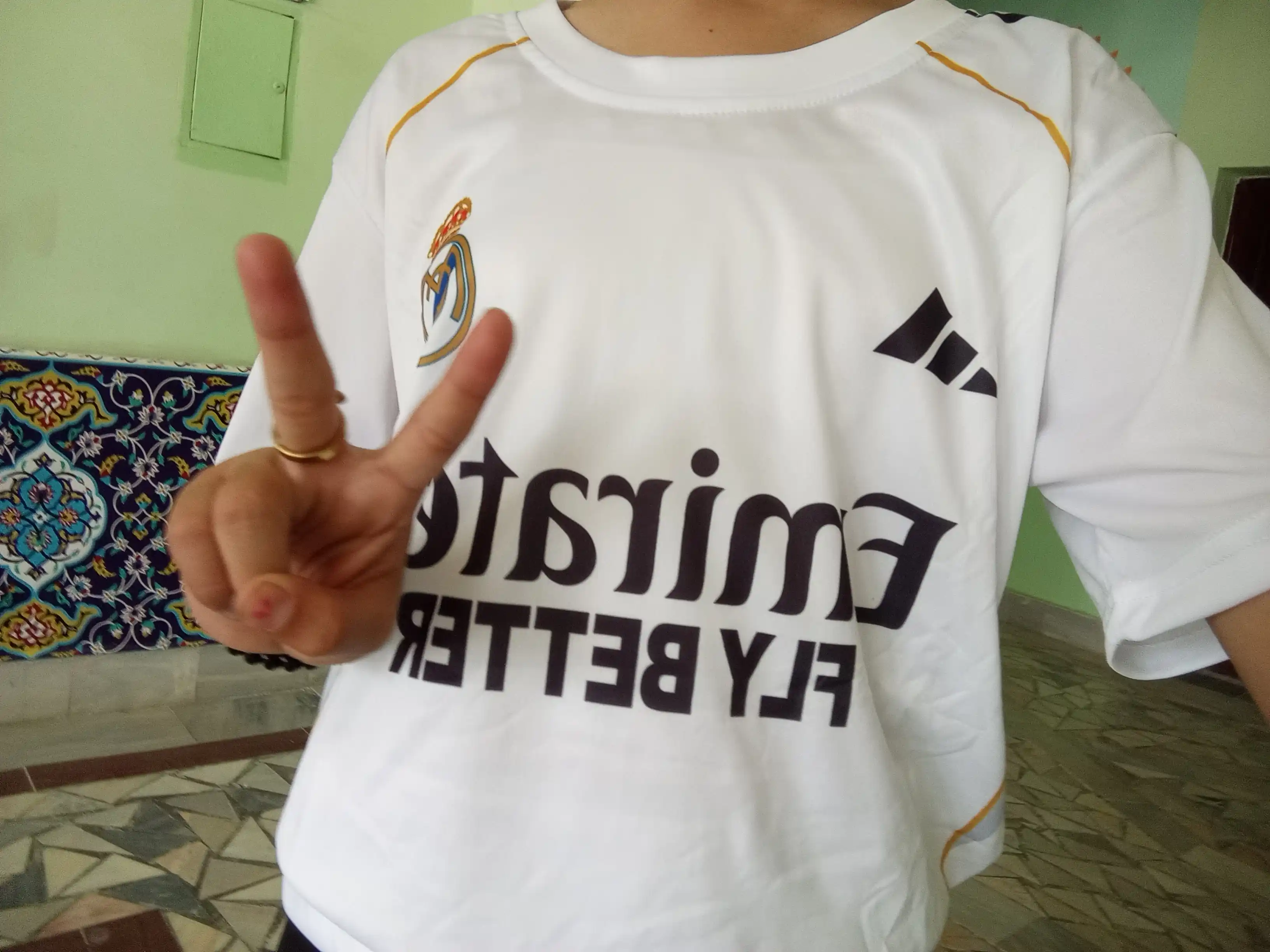 Futbol formasi ''REAL MADRID'', uy va safar uchrashuvlari uchun, 2025-26