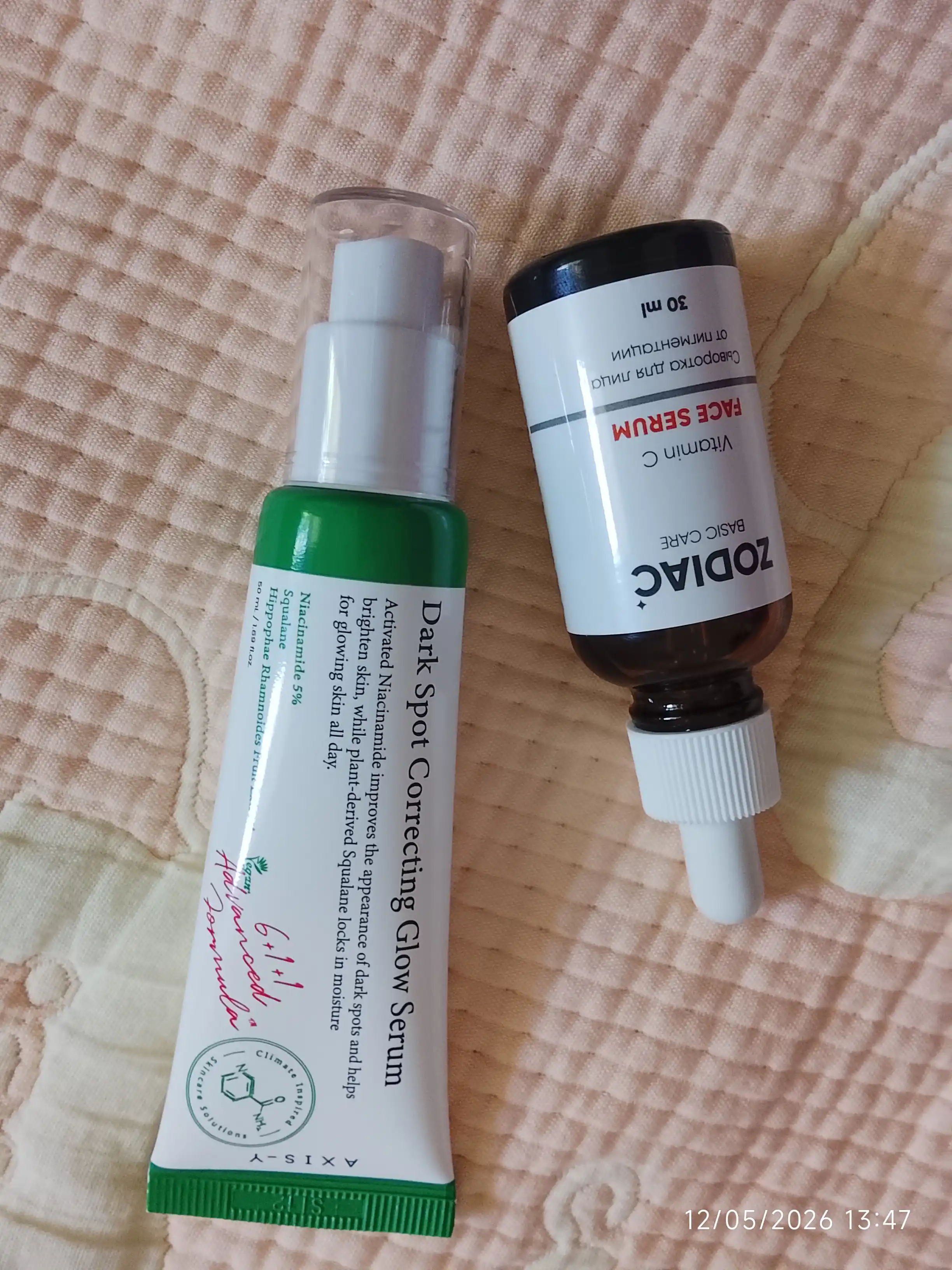 Oqartiruvchi qora nuqtalarga qarshi zardob Dark Spot Correcting Glow Serum, Axis Y, 50 ml