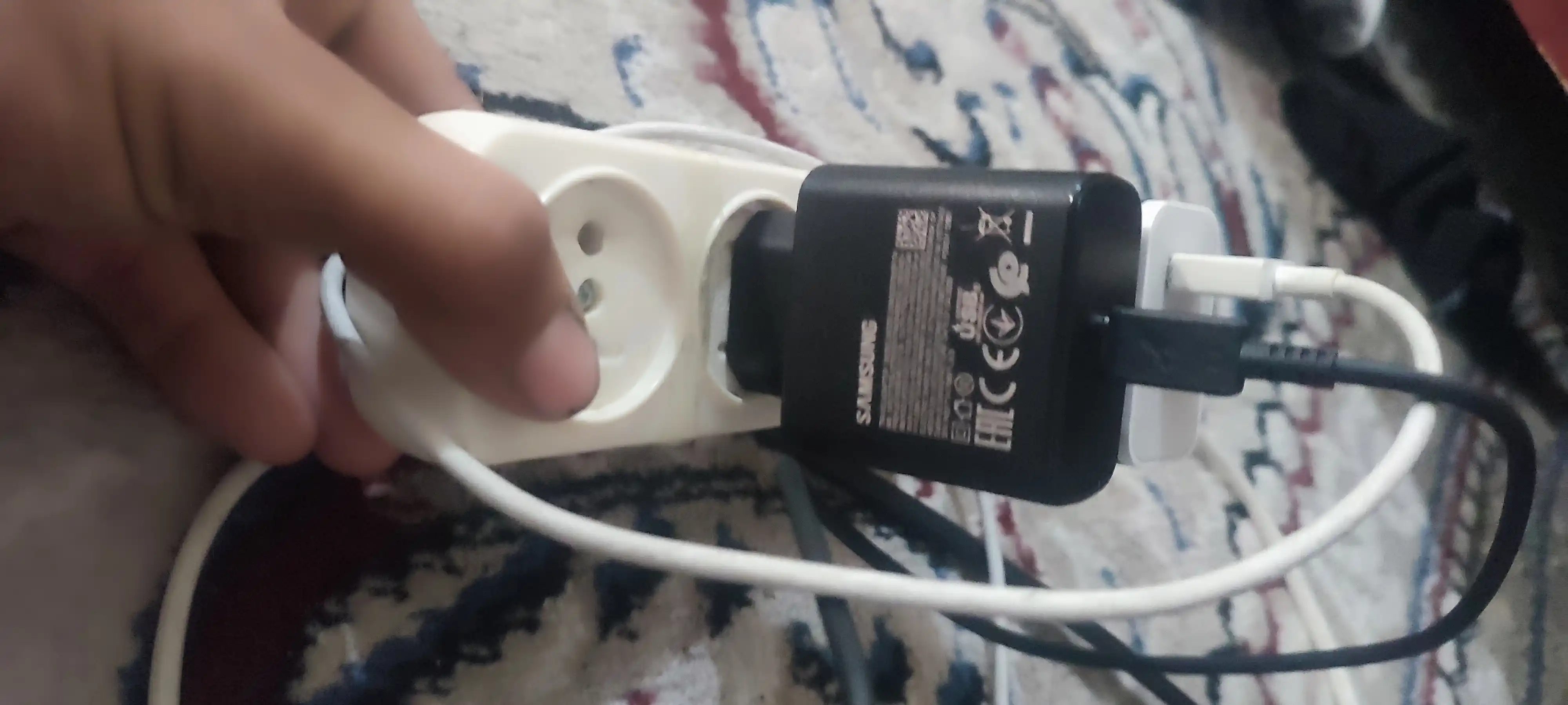 Tez zaryadlash, Type-C kabeli bilan 45 Vt quvvatli Samsung Travel Adapter  zaryadlagichi