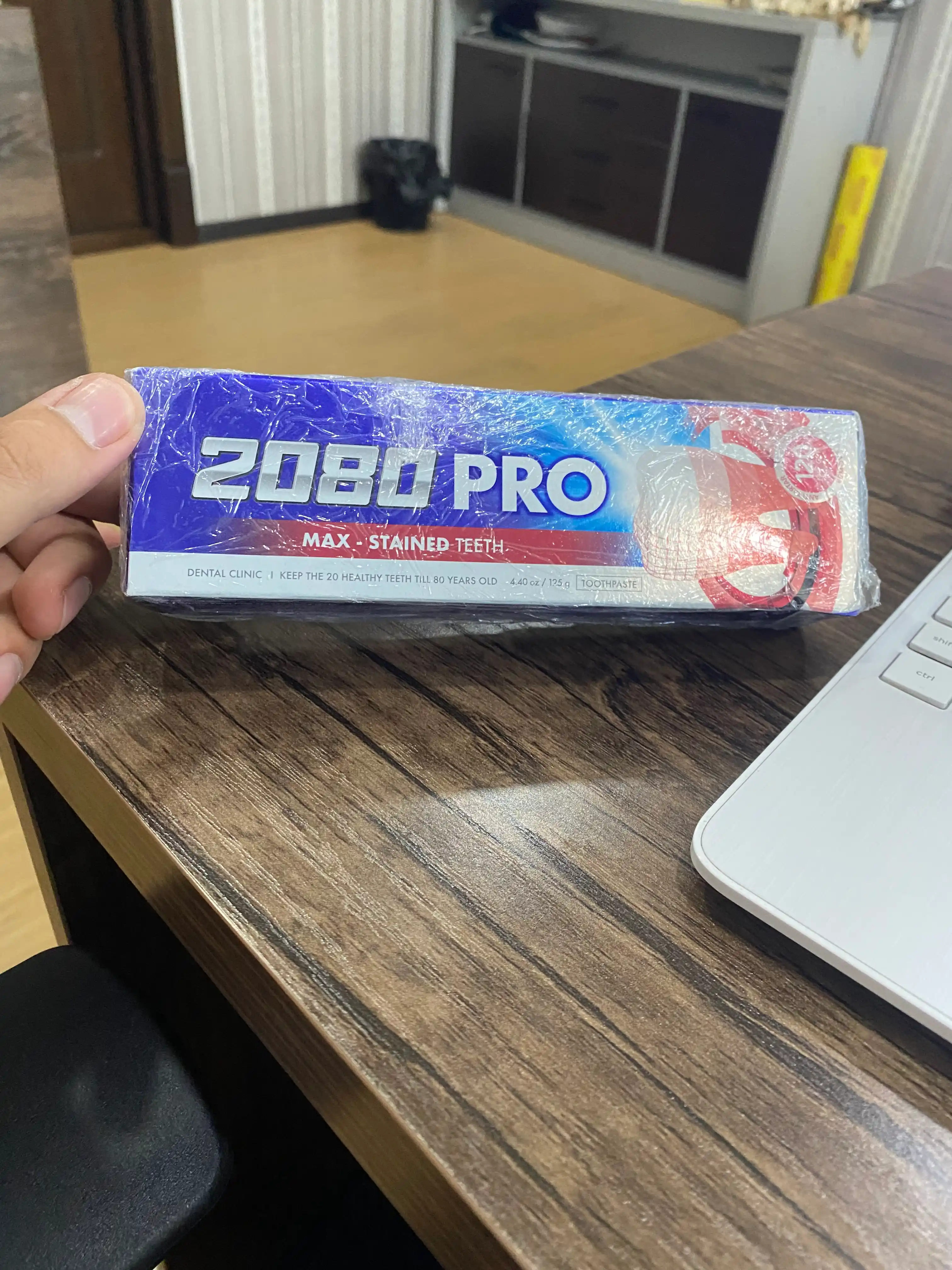Tish pasta Dental clinic 2080 Pro Max, tish toshlarini tozalovchi, karisga qarshi, Koreya