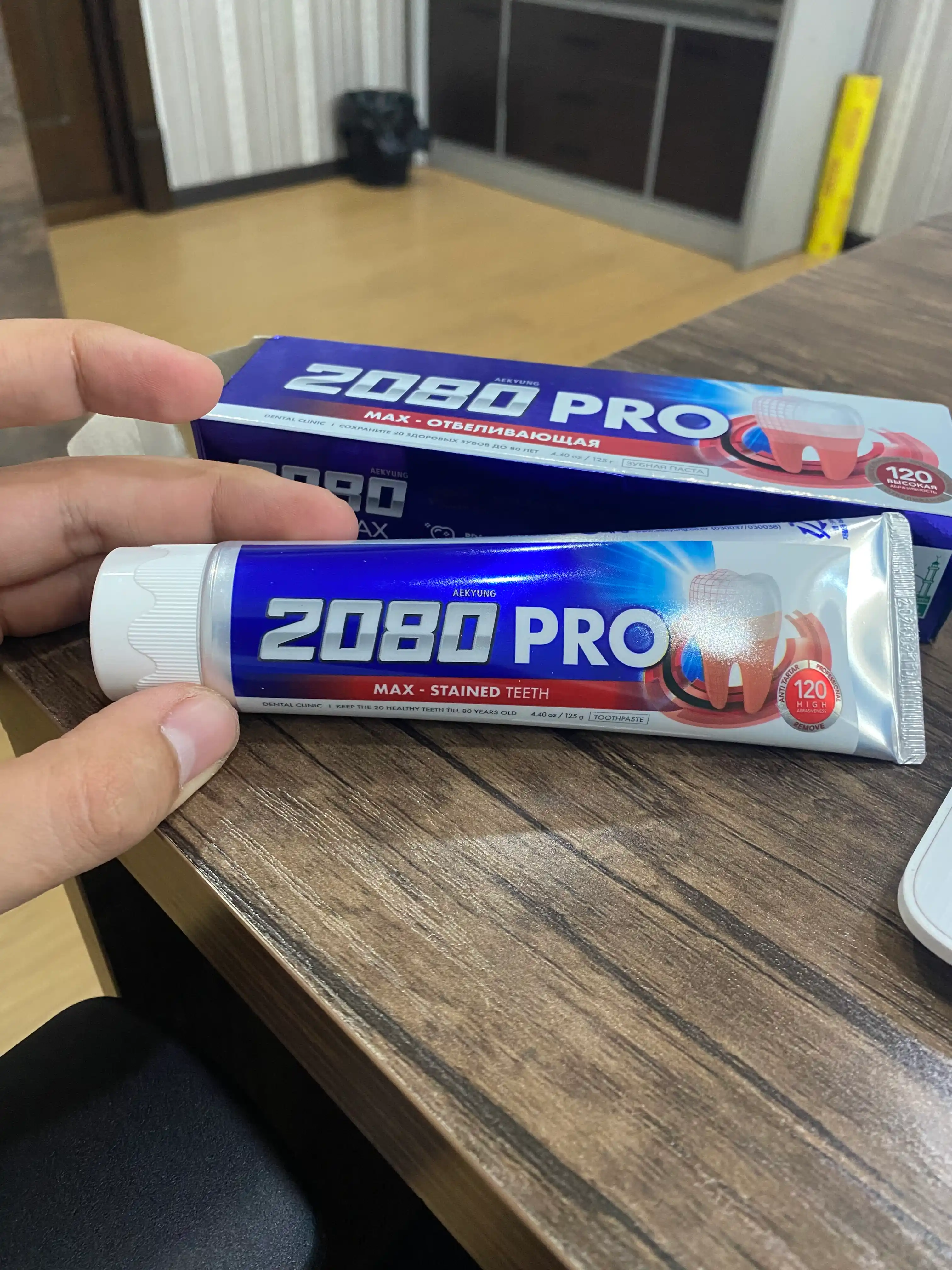 Tish pasta Dental clinic 2080 Pro Max, tish toshlarini tozalovchi, karisga qarshi, Koreya