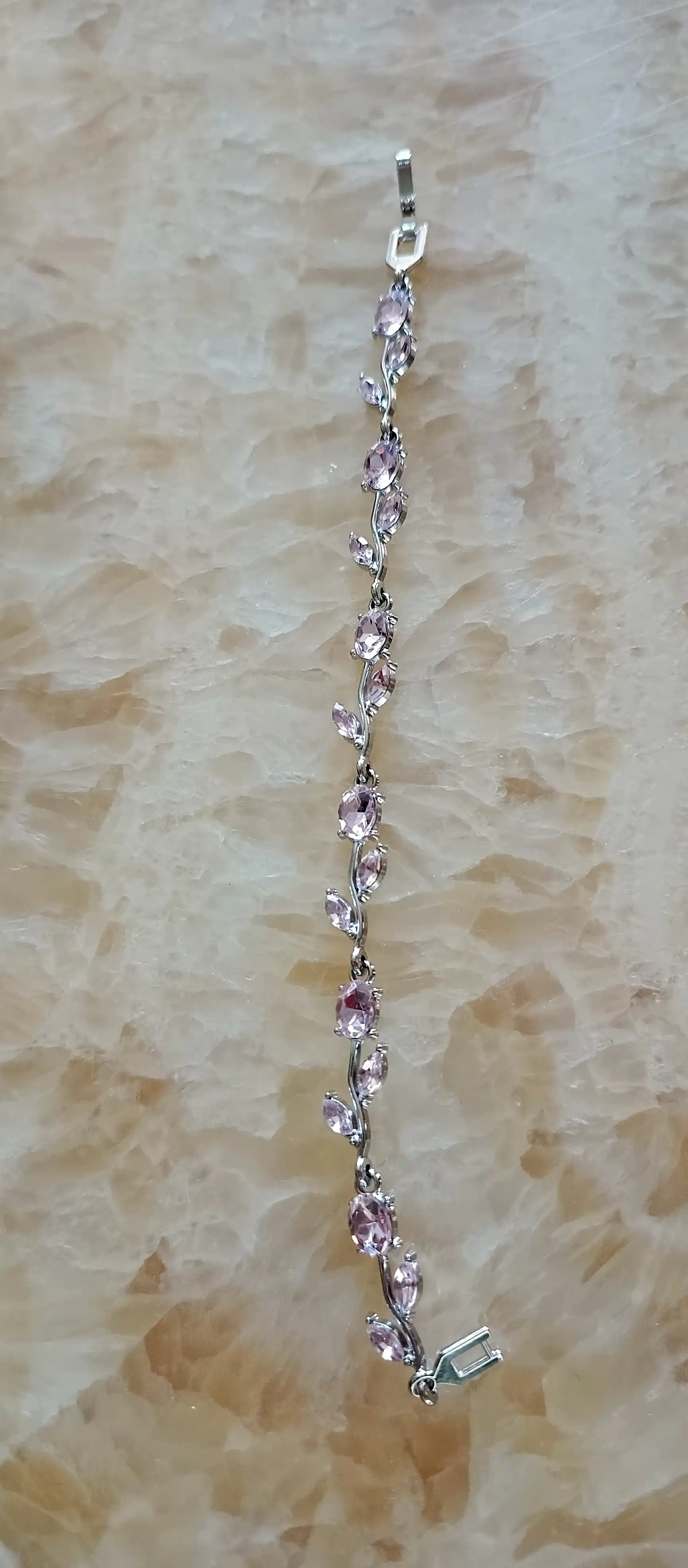 Ayollar tulip brasleti  bracelet - nafis dizayin - lola shaklidagi bilaguzuk