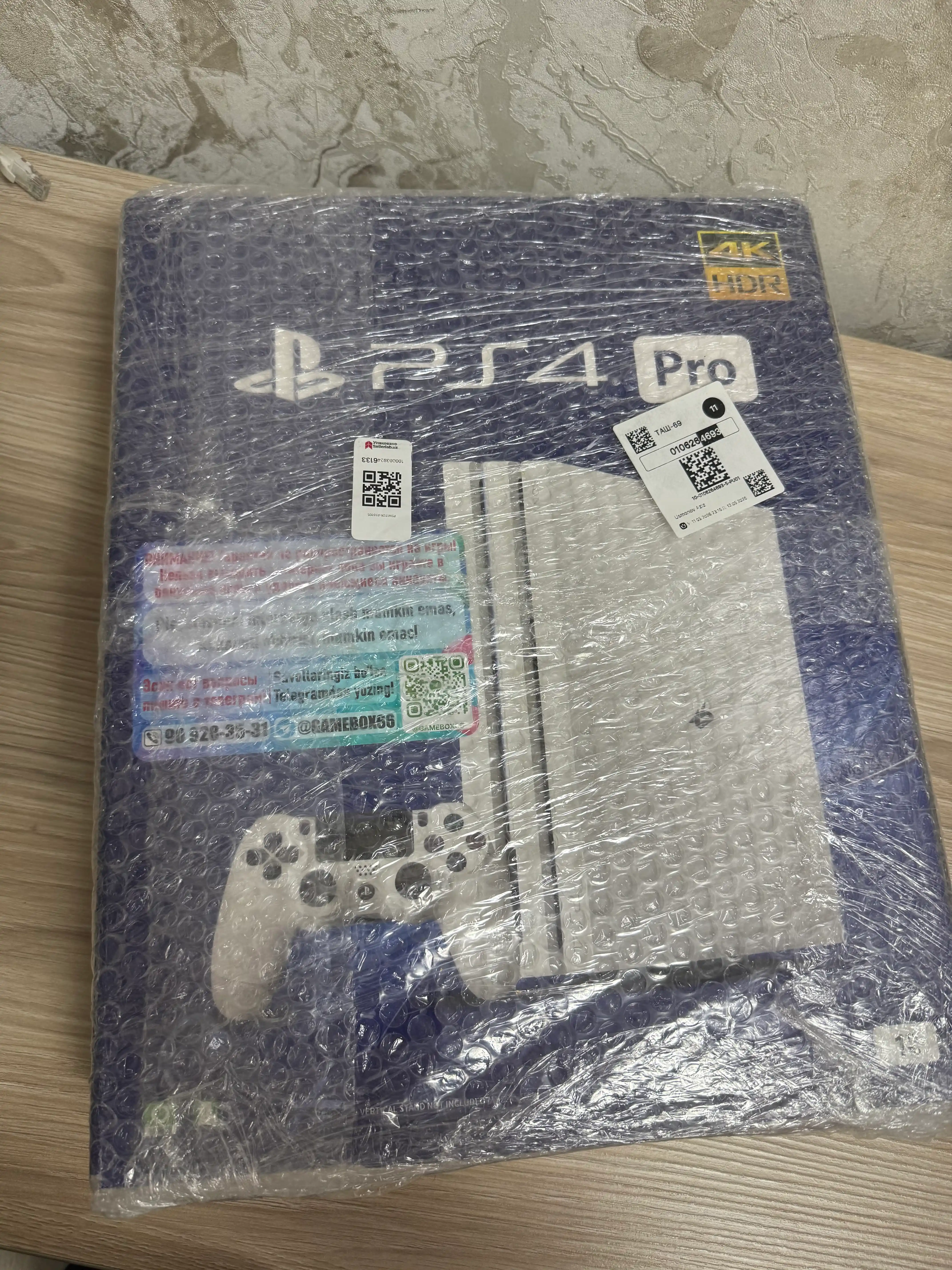 Игровая приставка PlayStation 4 pro, 1TB с играми + 2-джойстик