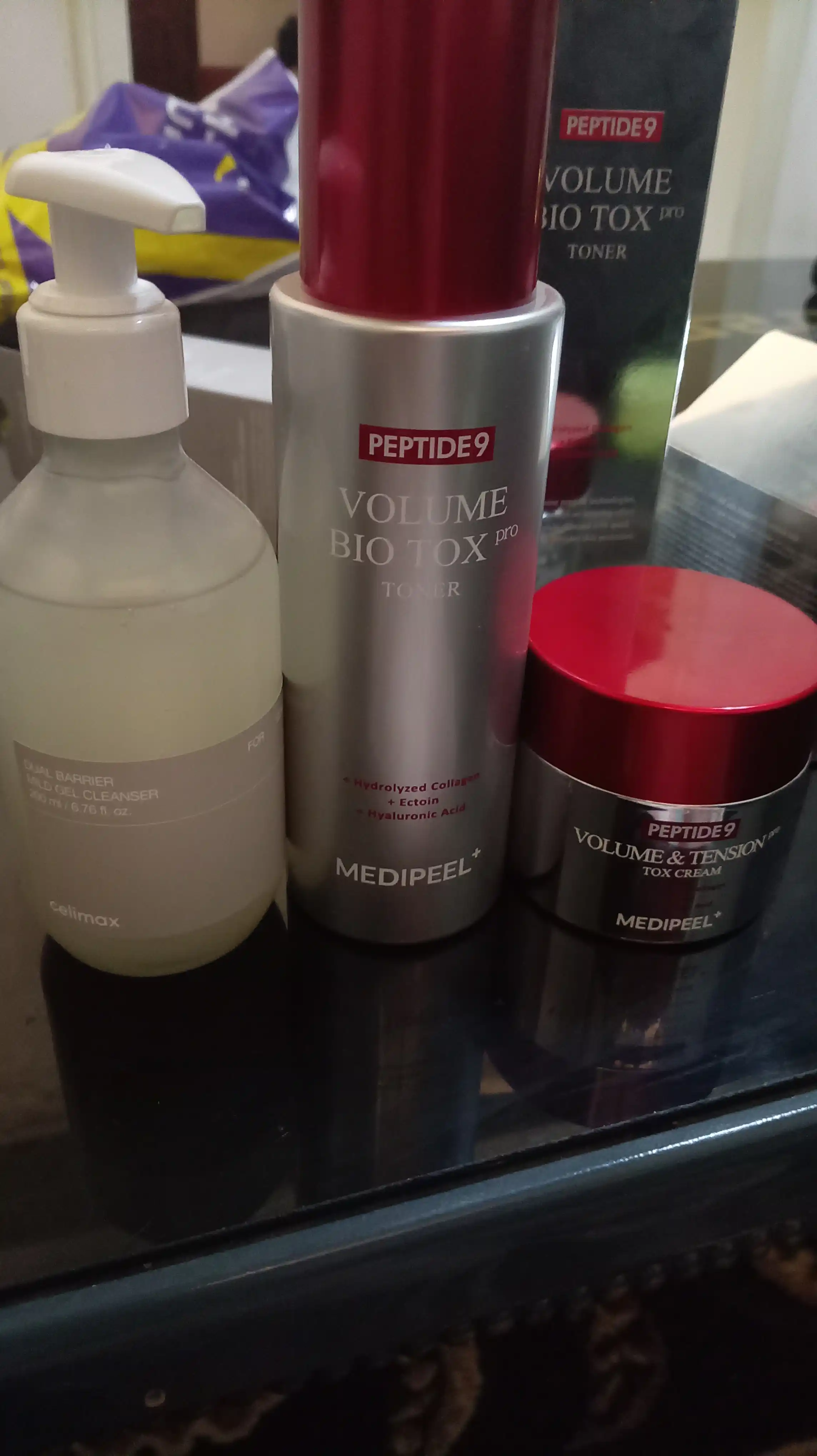 Medipeel Peptide 9 Volume & Tension Tox Cream Pro - ajin uchun peptidli krem