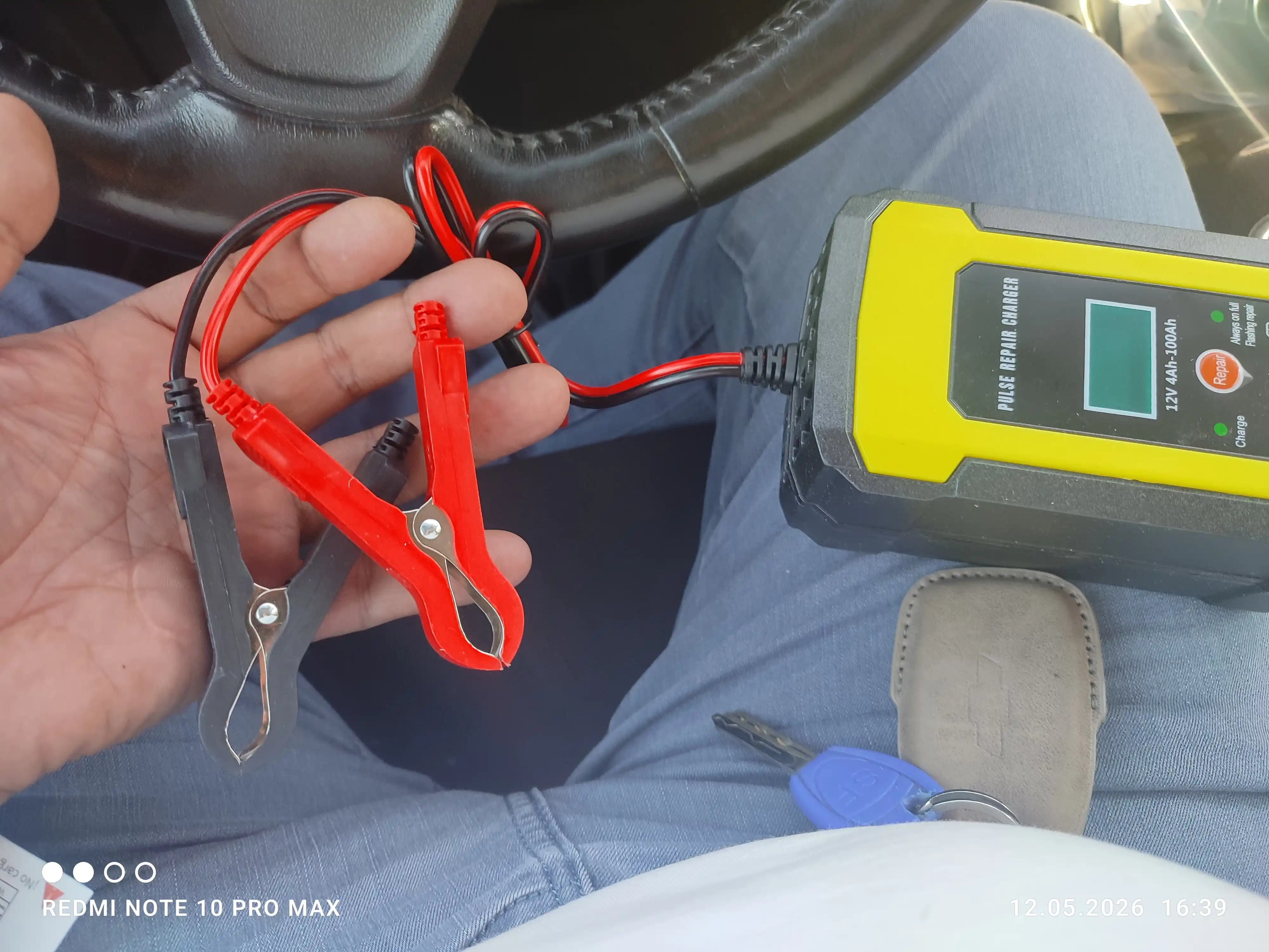 Зарядное устройство 12 В 6А для аккумуляторов автомобиля