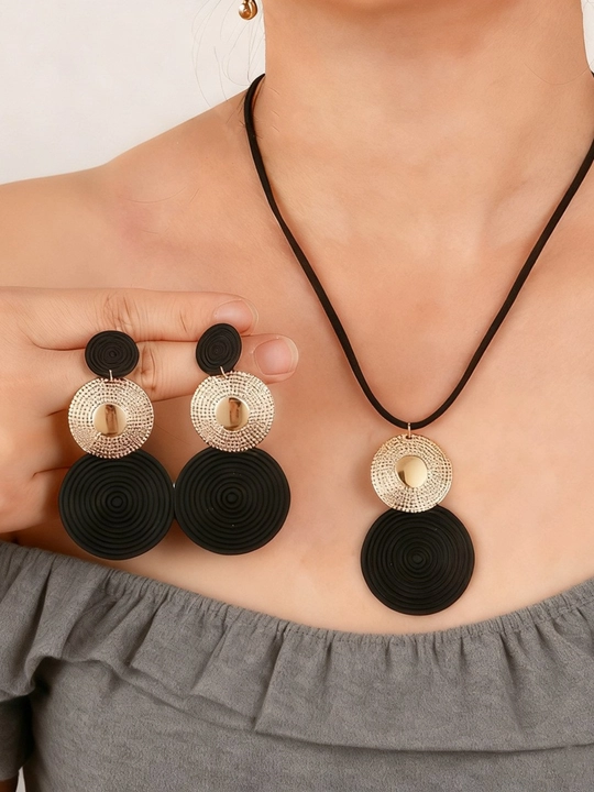 Pearl Style 118 sun'iy marjon taqinchoqlar to'plami: marjon, sirg'a va bilaguzuk