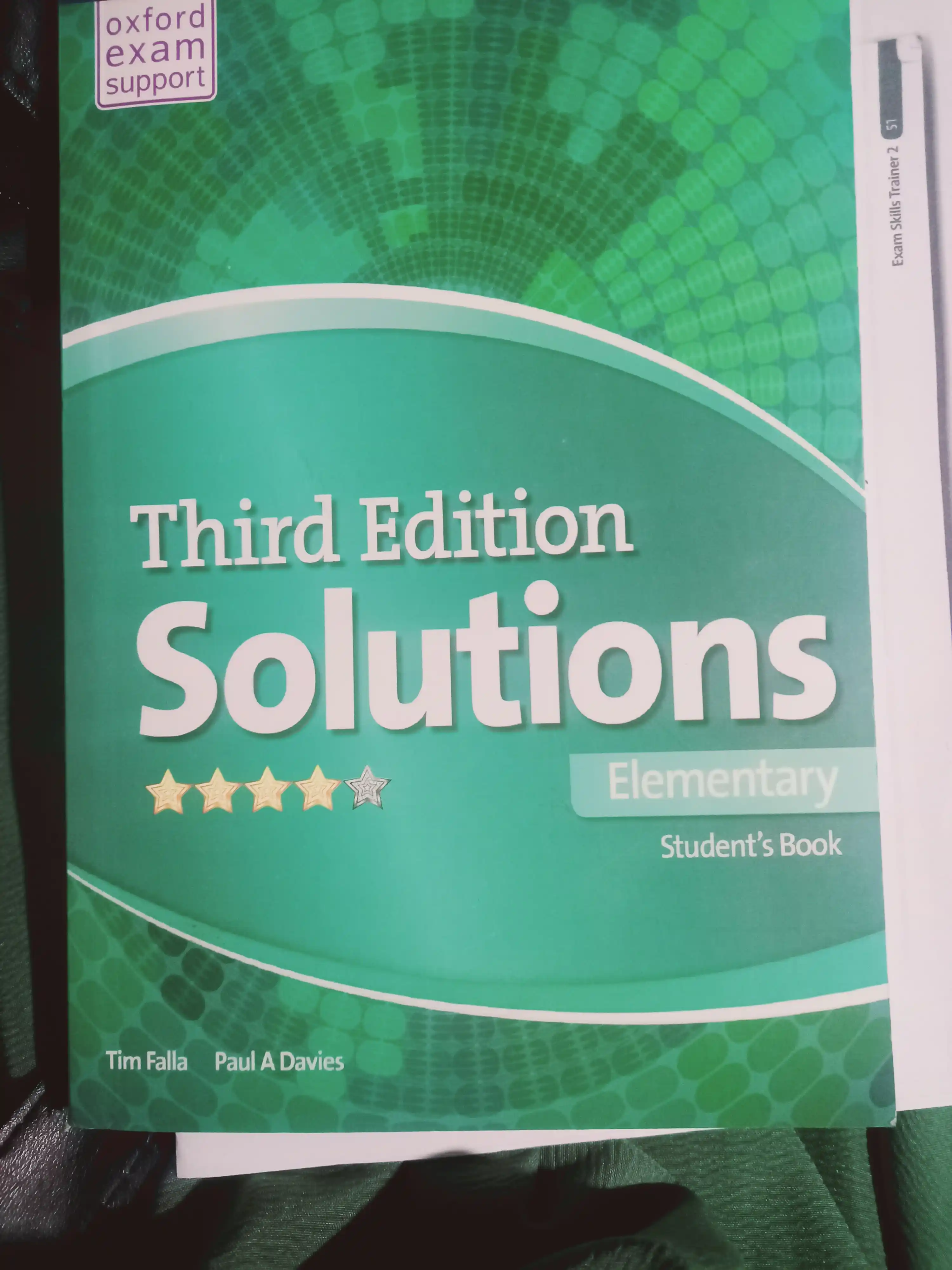 Solutions Third Edition — Elementary va Pre-Intermediate, Student’s Book va Workbook
