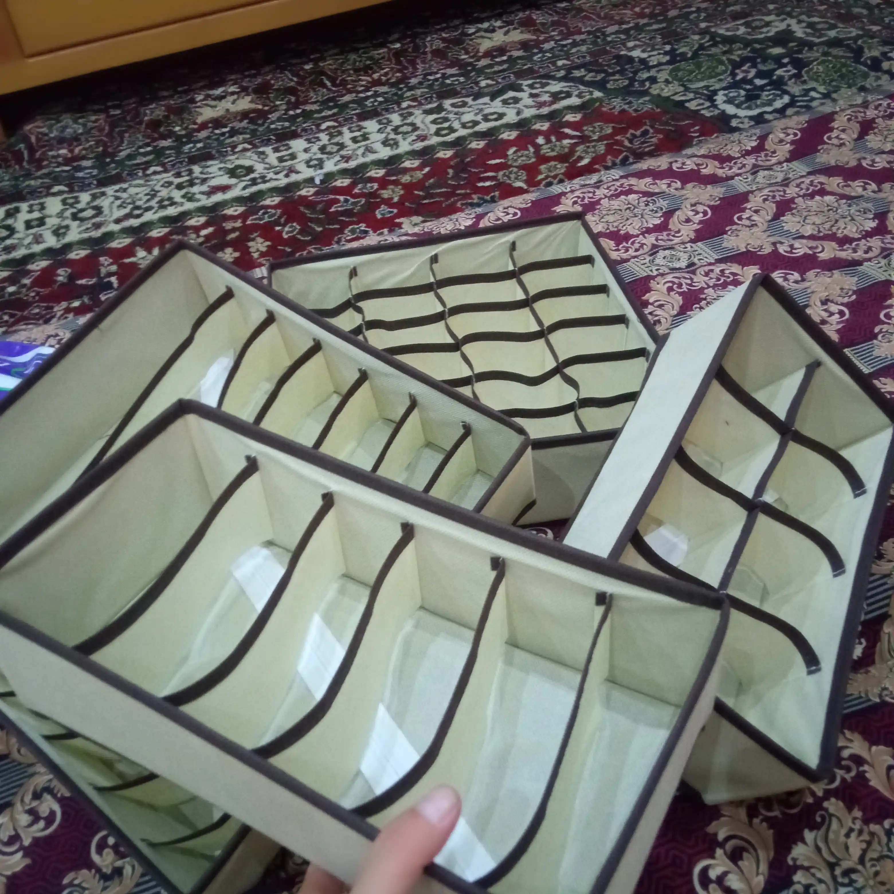 Buyum va ichki kiyimlarni saqlash uchun organayzer, ichki kiyimlar uchun organayzer, 4 o‘lchamli organayzerlar