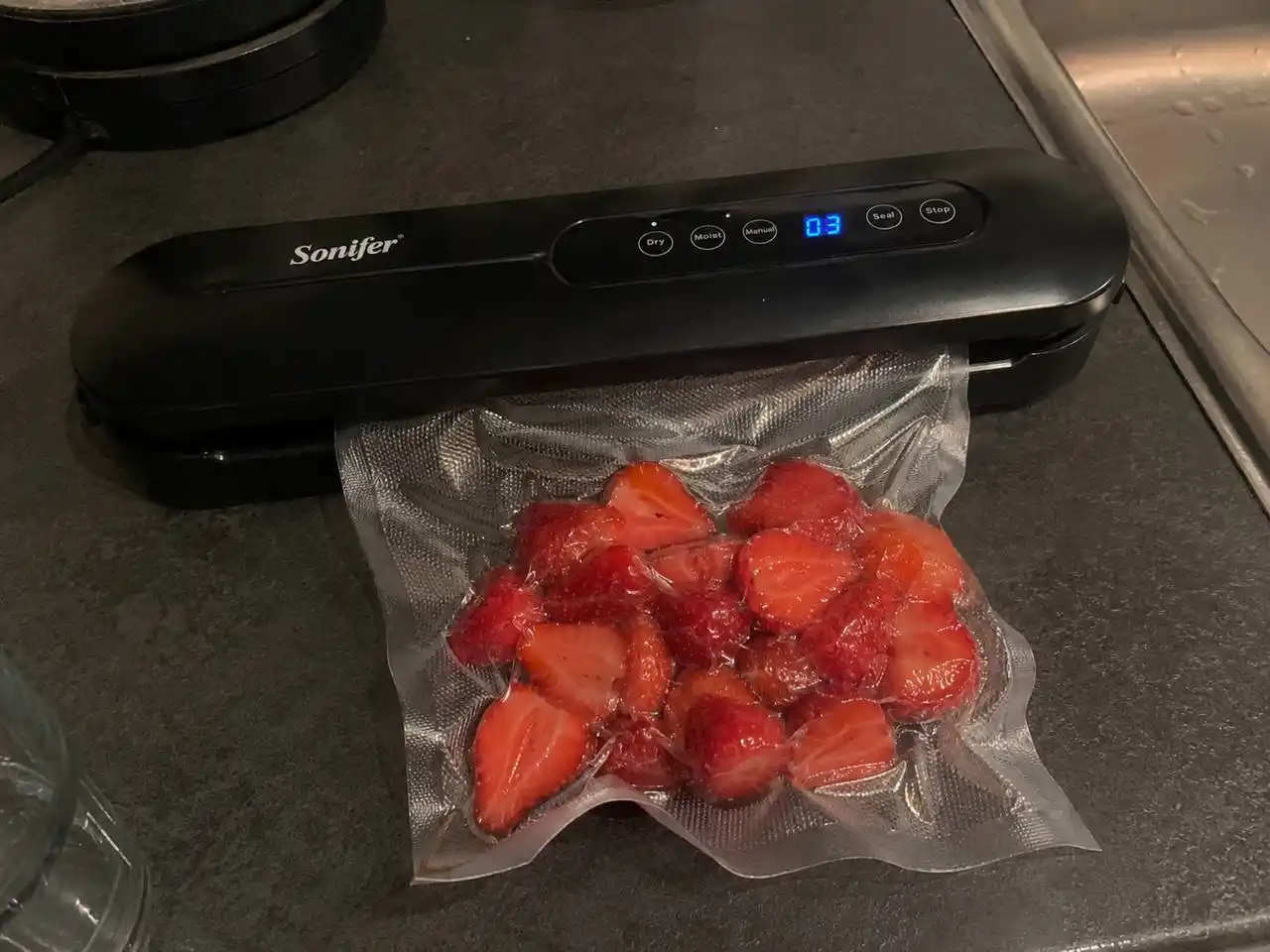 Вакууматор Sonifer, вакуумный упаковщик и рифленые пакеты для вакууматора разных размеров