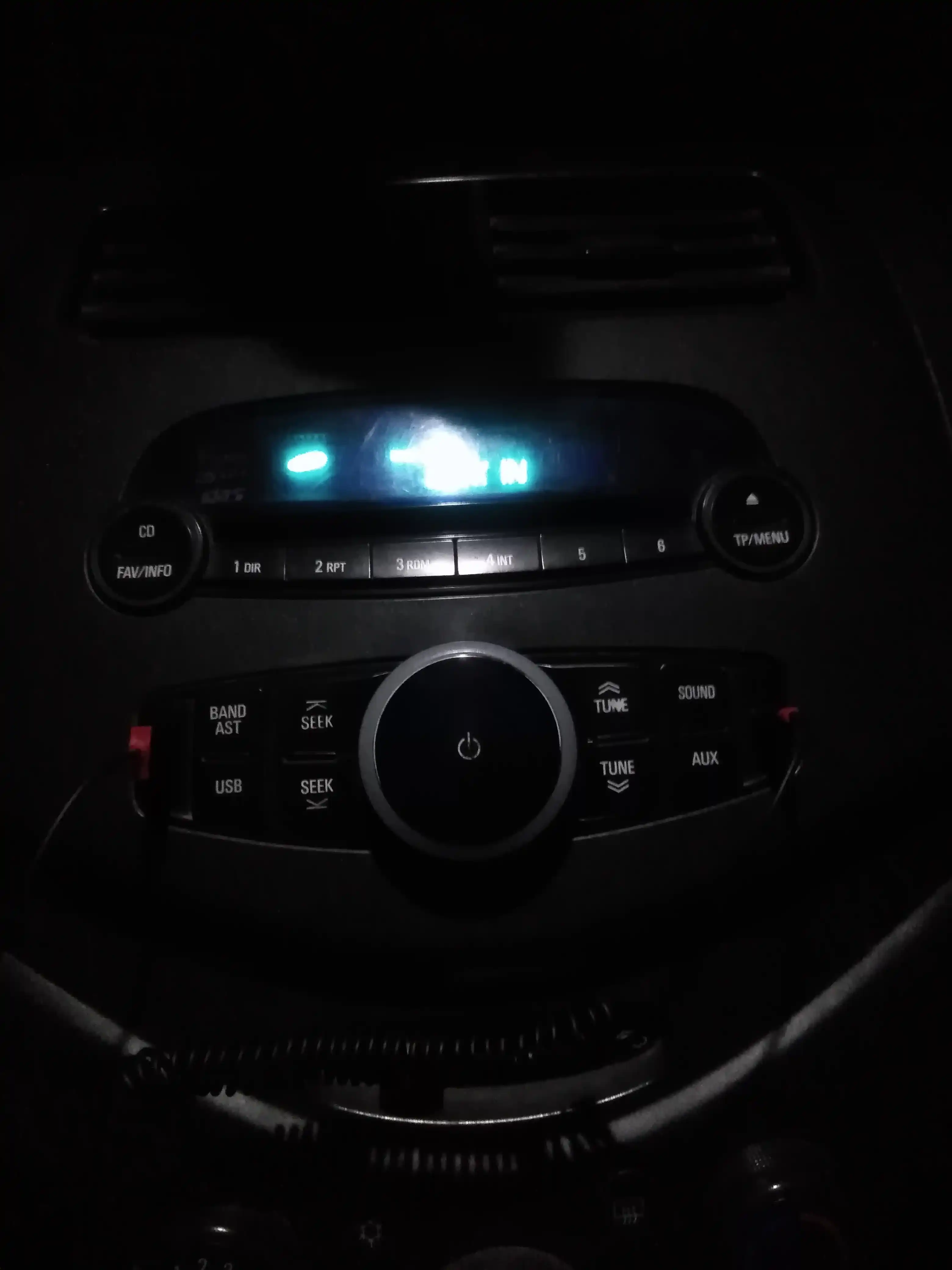 Bluetooth AUX/USB-адаптер для автомобиля, аудиоприёмник 3,5 мм