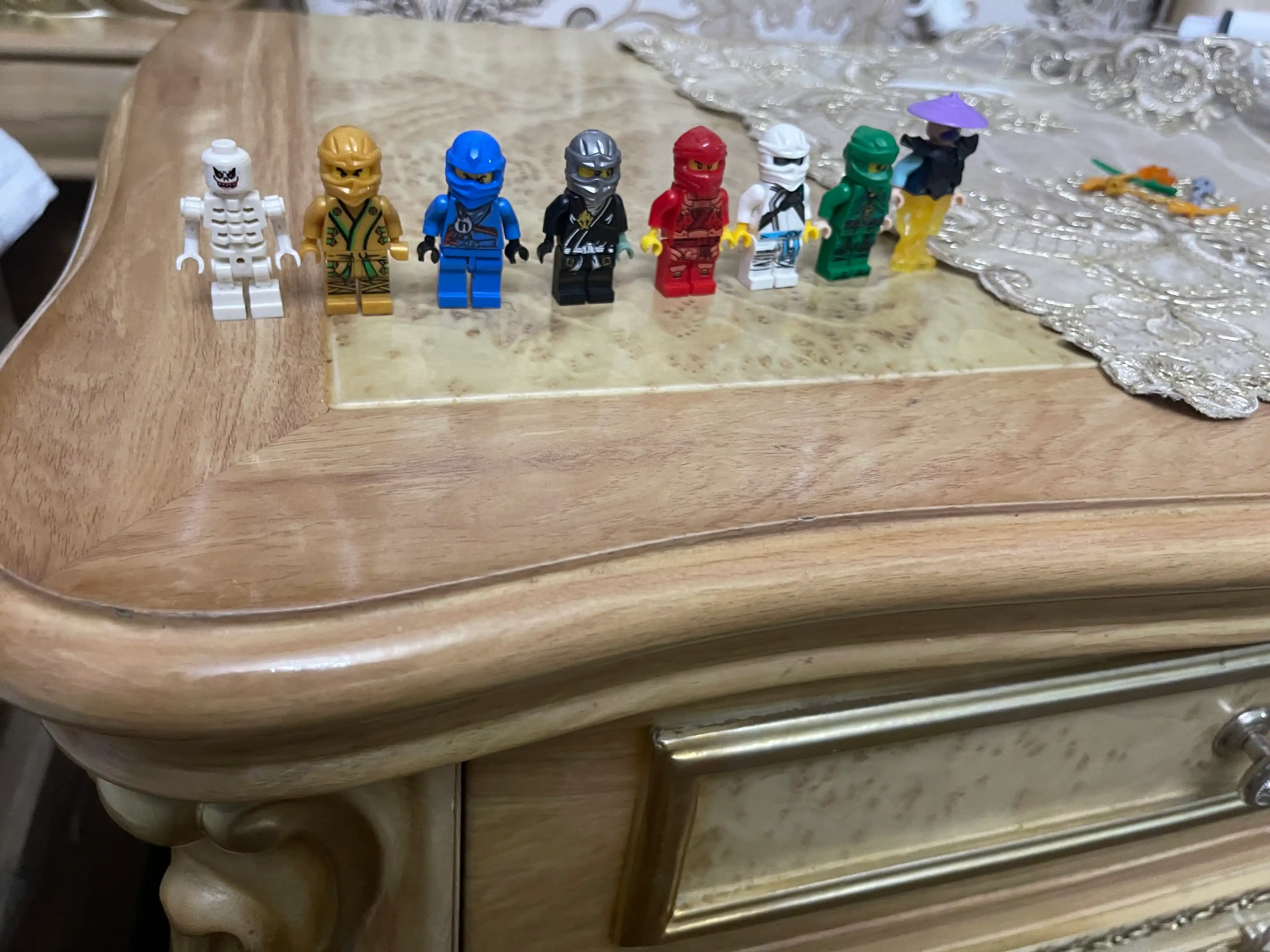 Lego mini figurkalari, Marvel, Dc, Roblox, Minecraft