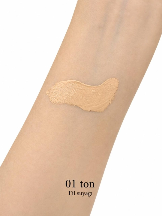 Тональный крем Emilie Face Foundation SPF 25, матирующий эффект, отбеливающий, увлажняющий