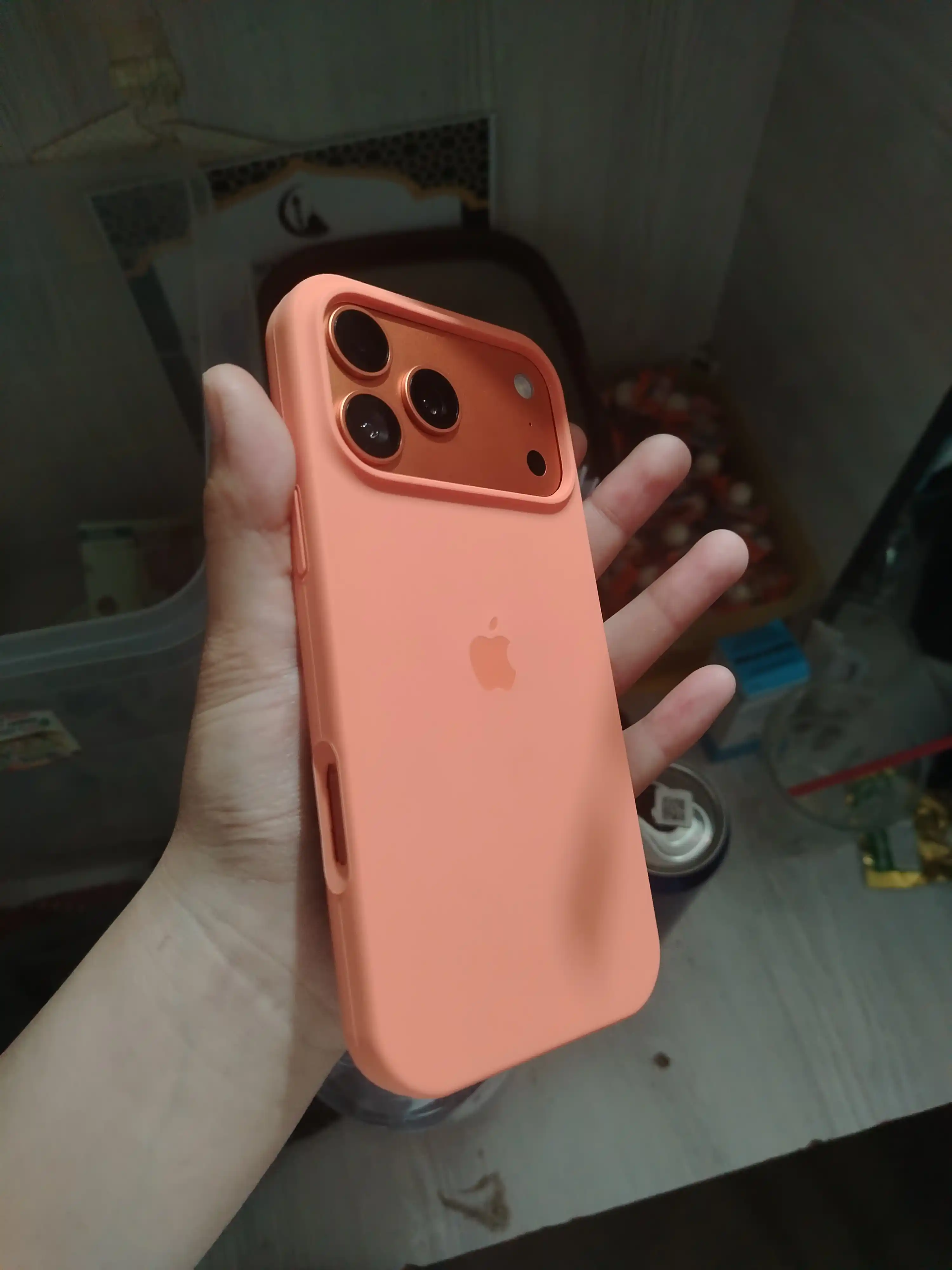 IPhone 17 Pro Max silikon g'ilofi – kamera himoyasi, 1.5 mm bortik