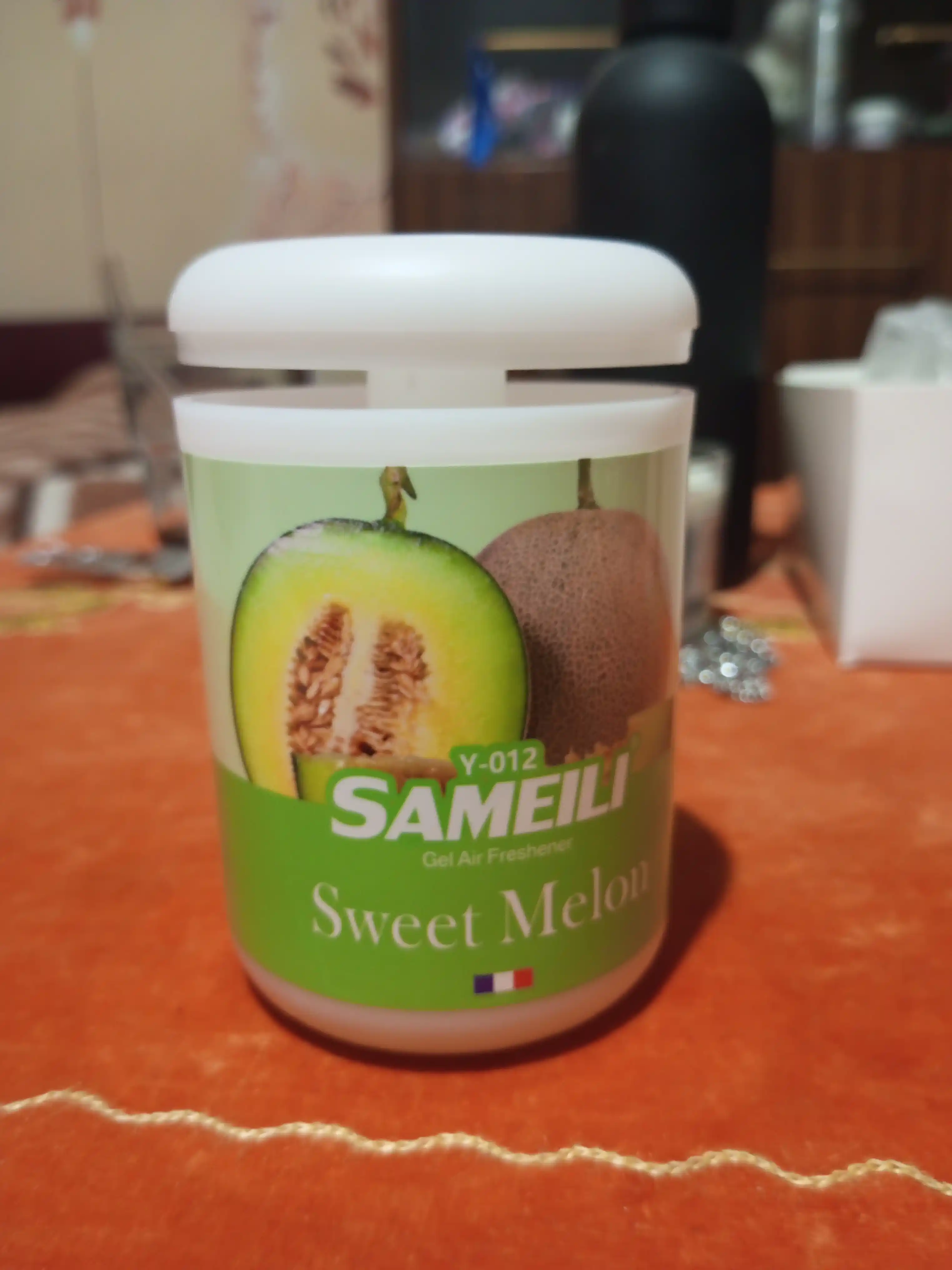 Avtomobil, office va uy uchun aromatizator xushbo'ylagichlar