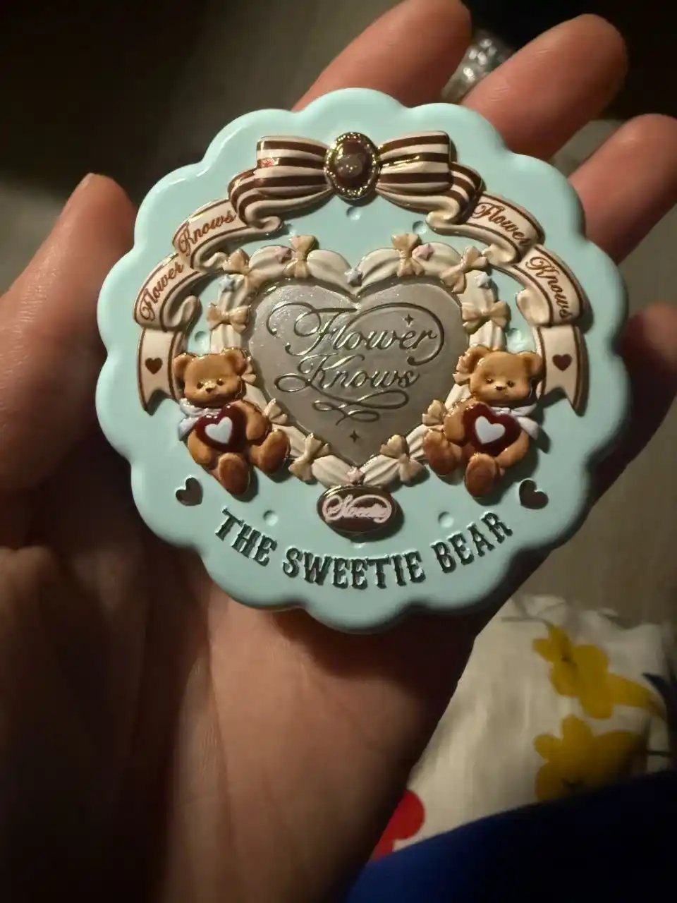 Flower Knows Sweet Bear шёлковые румяна — нежный оттенок