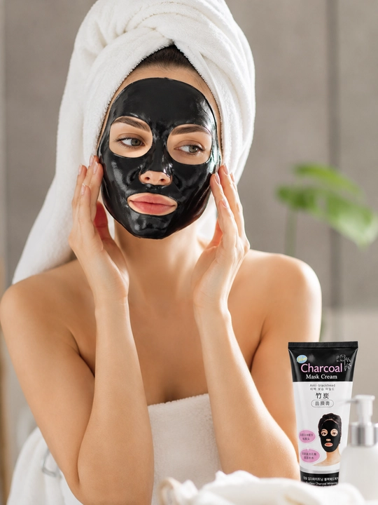 Маска-плёнка для лица с углём Charcoal Black Mask против чёрных точек - 