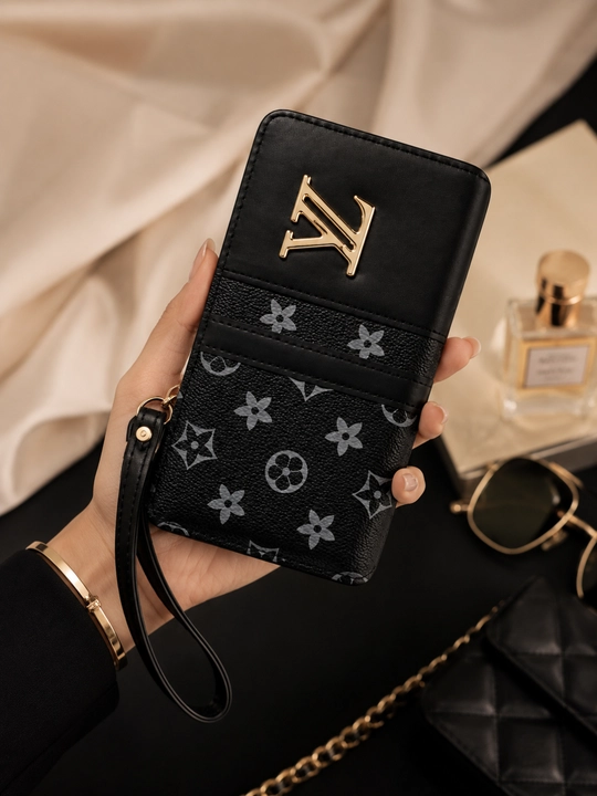 Ayollar hamyoni va portmone — zamonaviy qora clutch, kundalik aksessuar