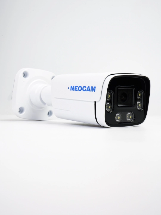Система видеонаблюдения NEOCAM 4 камеры 4K с регистратором и HDD, PoE