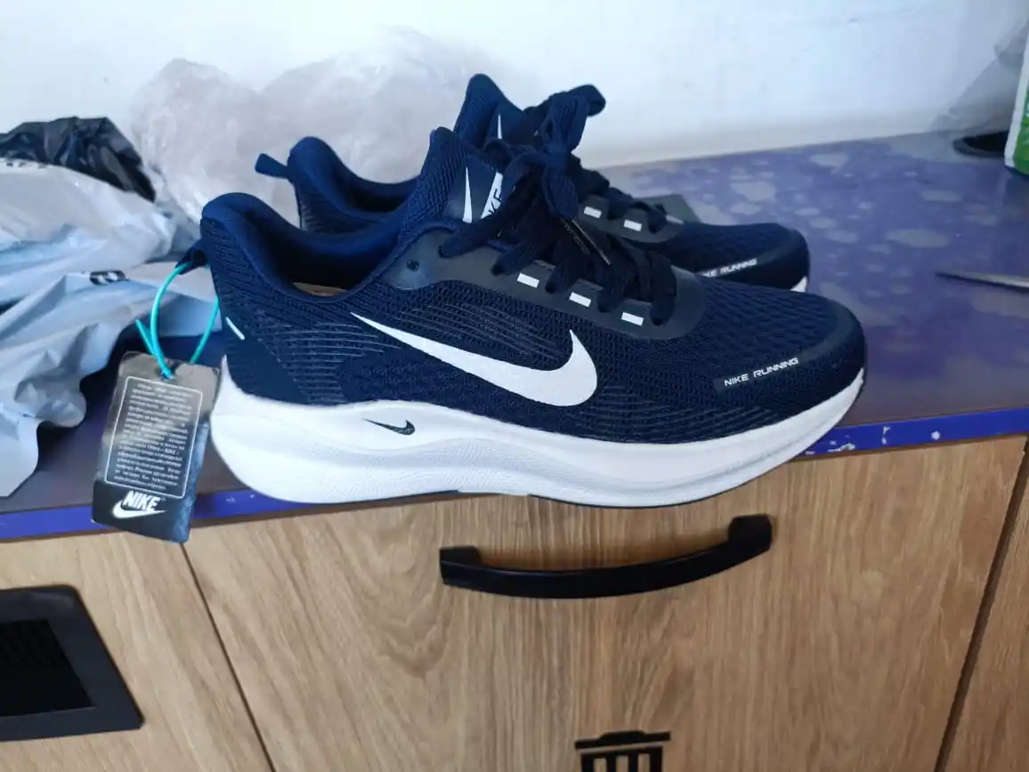 Nike Zoom Air engil yugurish krossovkalari + Adidas 40-45 nafas oladigan setka ustki qism