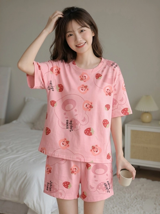 Ayollar uchun zamonaviy va qulay shortikli pijama to‘plami - 