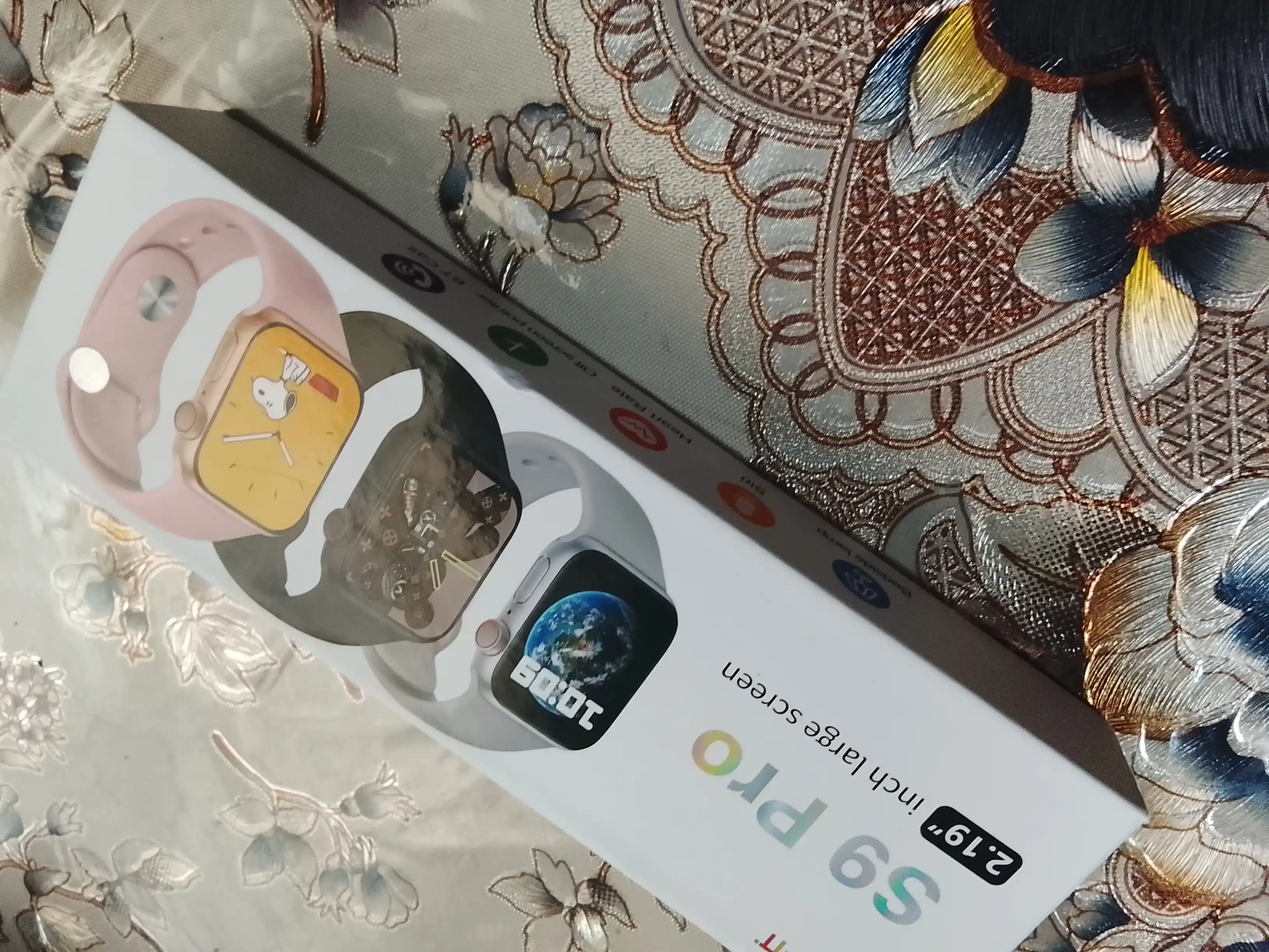 Aqlli soat, 1+1, 2 ta Smart Watch 8 va 8 ultra, 11 ta kamar va g'ilof bilan