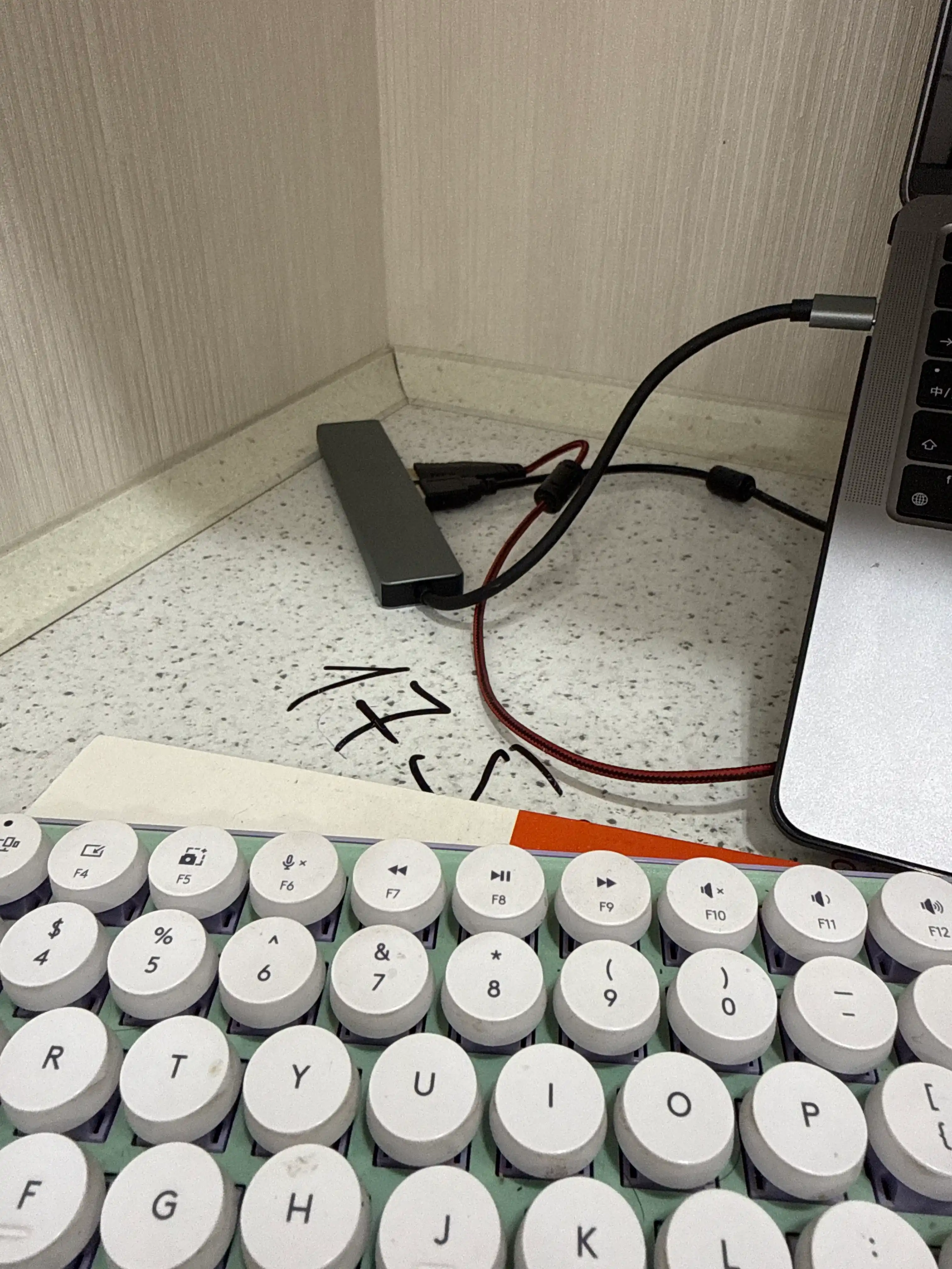 Type-C hab 8 tasi 1 da, Macbook uchun adapter, HDMI, USB, Type-C, MicroSD