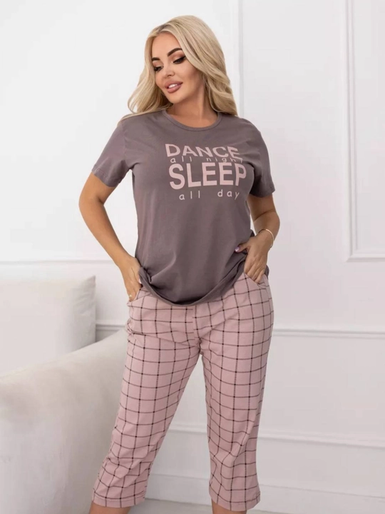 Ayollar pijama, shim va futbolkasi