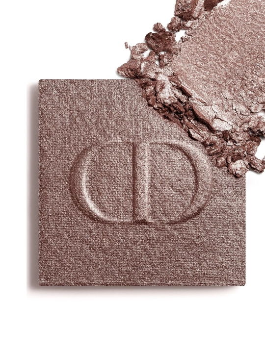 Стойкие тени для век Dior Diorshow 658 Beige Mitzah – насыщенный цвет, лёгкое нанесение
