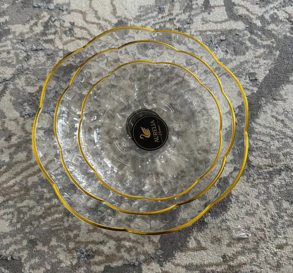 3 dona servirovka uchun tarelka, mevalar, shirinliklar, salat uchun Bogema plastikdan,lagan