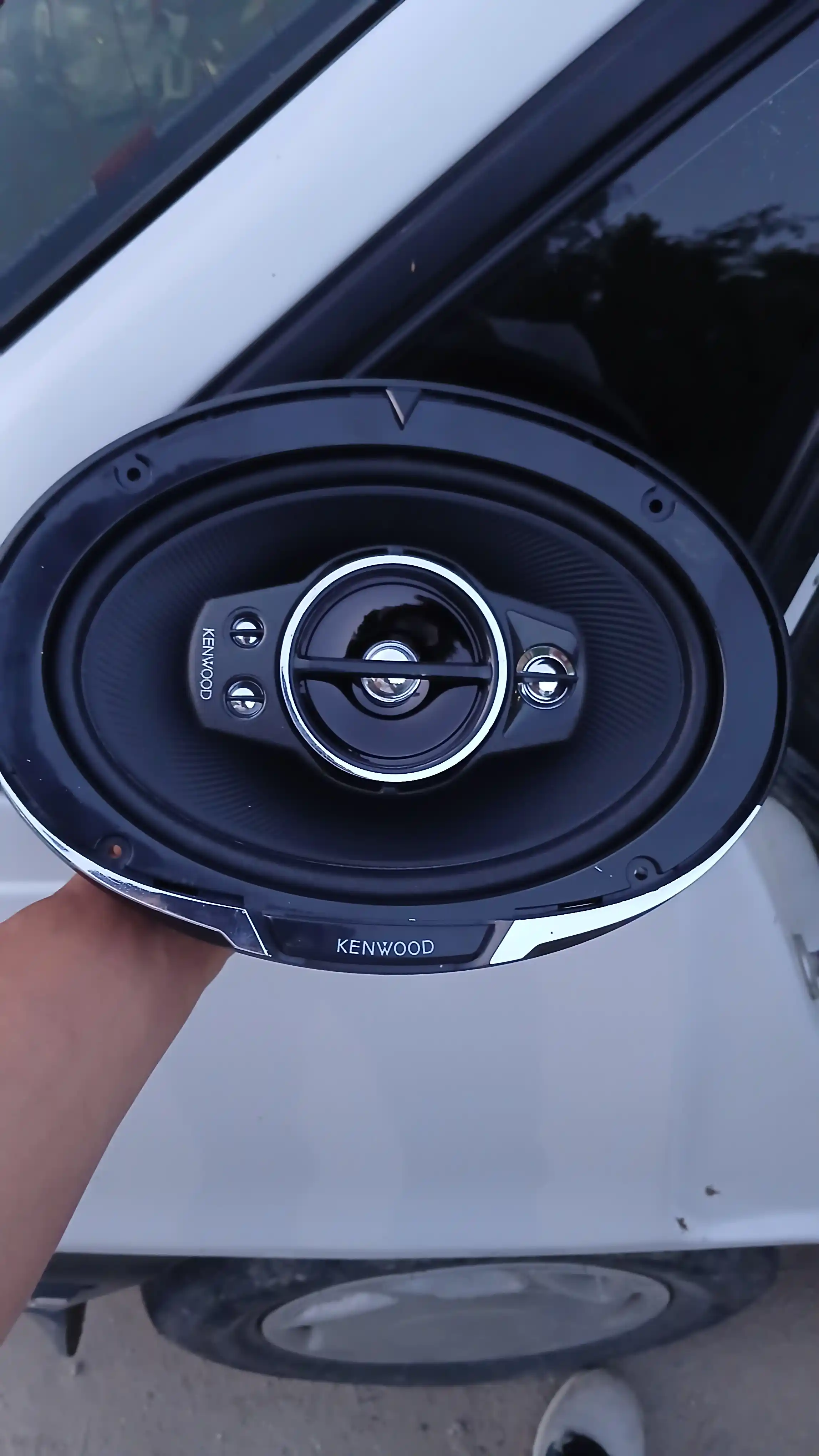 Kenwood 700w 2 динамика, BASS 5 динамиков, 4 динамика и усилитель басов не нужны kalonka