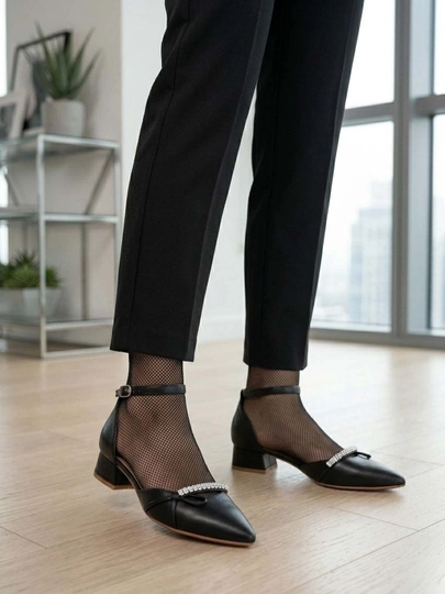 Женские туфли с острым носом, с жемчугом, на низком каблуке, модель slingback