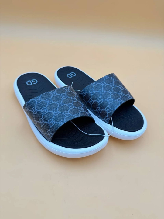 Premium Slide Slipper — zamonaviy va qulay slipper modeli, yumshoq tagligi oyoqqa maksimal - 