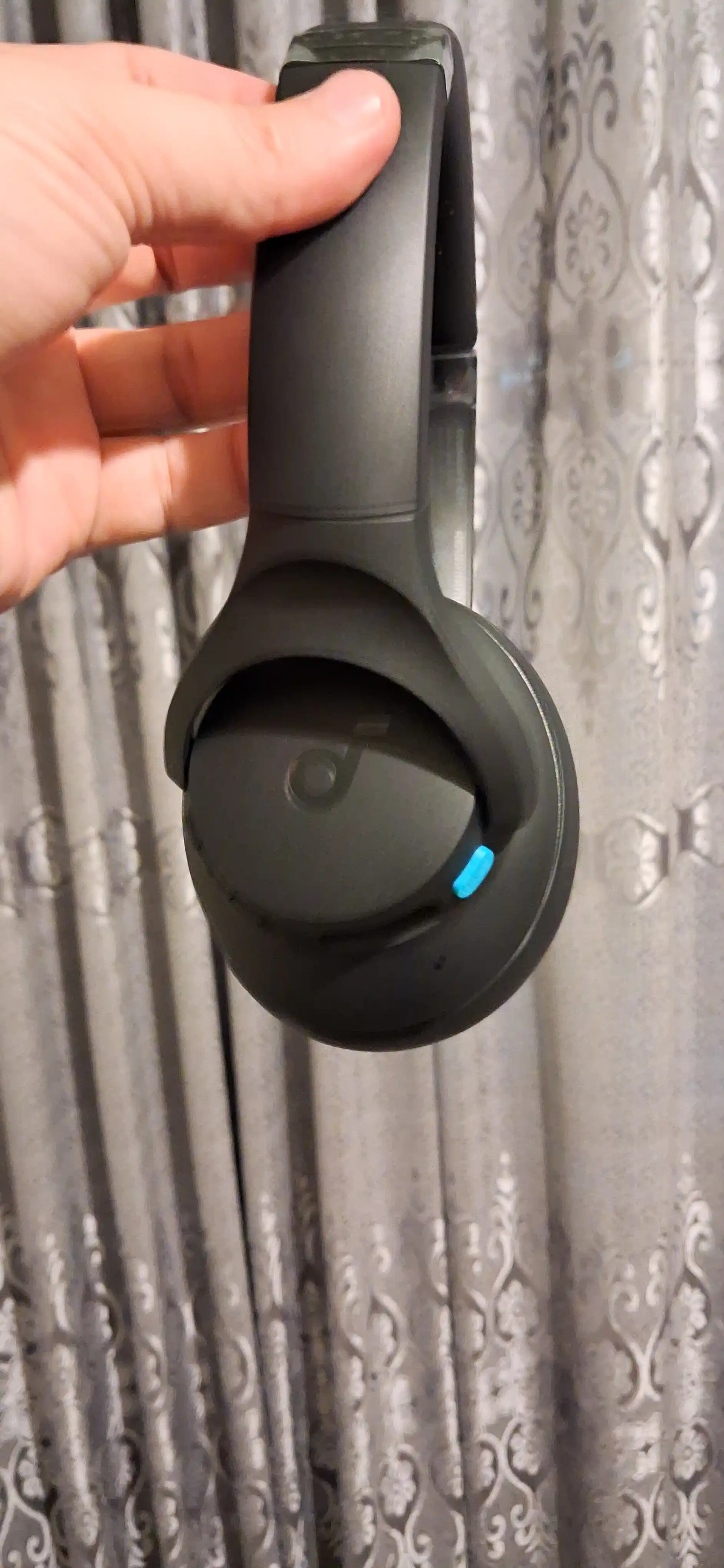 Наушники Soundcore Q11i — мощный звук и до 60 часов работы