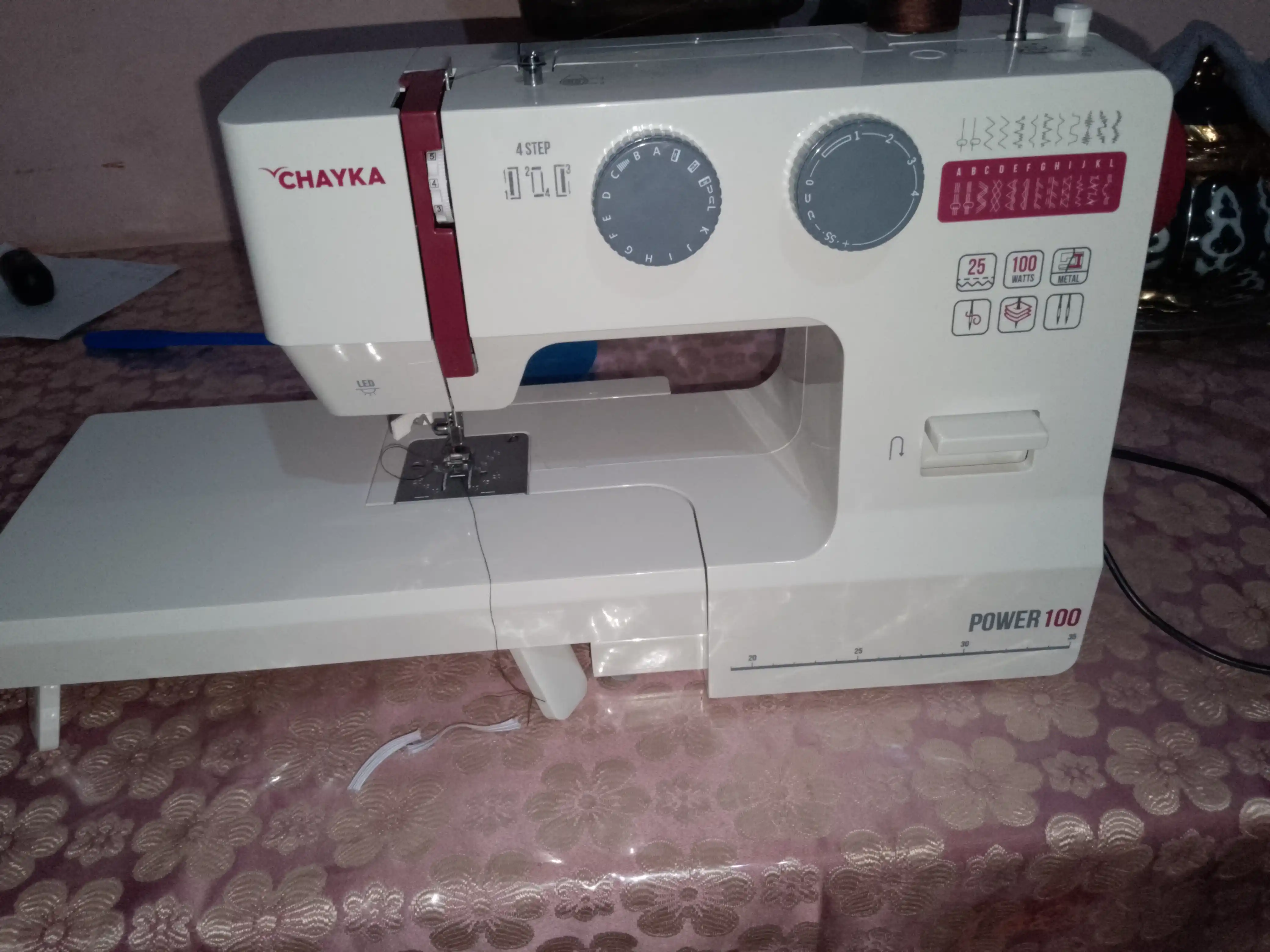 Tikuv mashinasi CHAYKA Power 100
