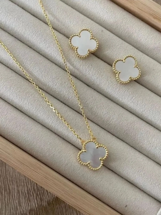 Украшения Van Cleef для девочек и женщин – современные, красивые, с цветочными мотивами