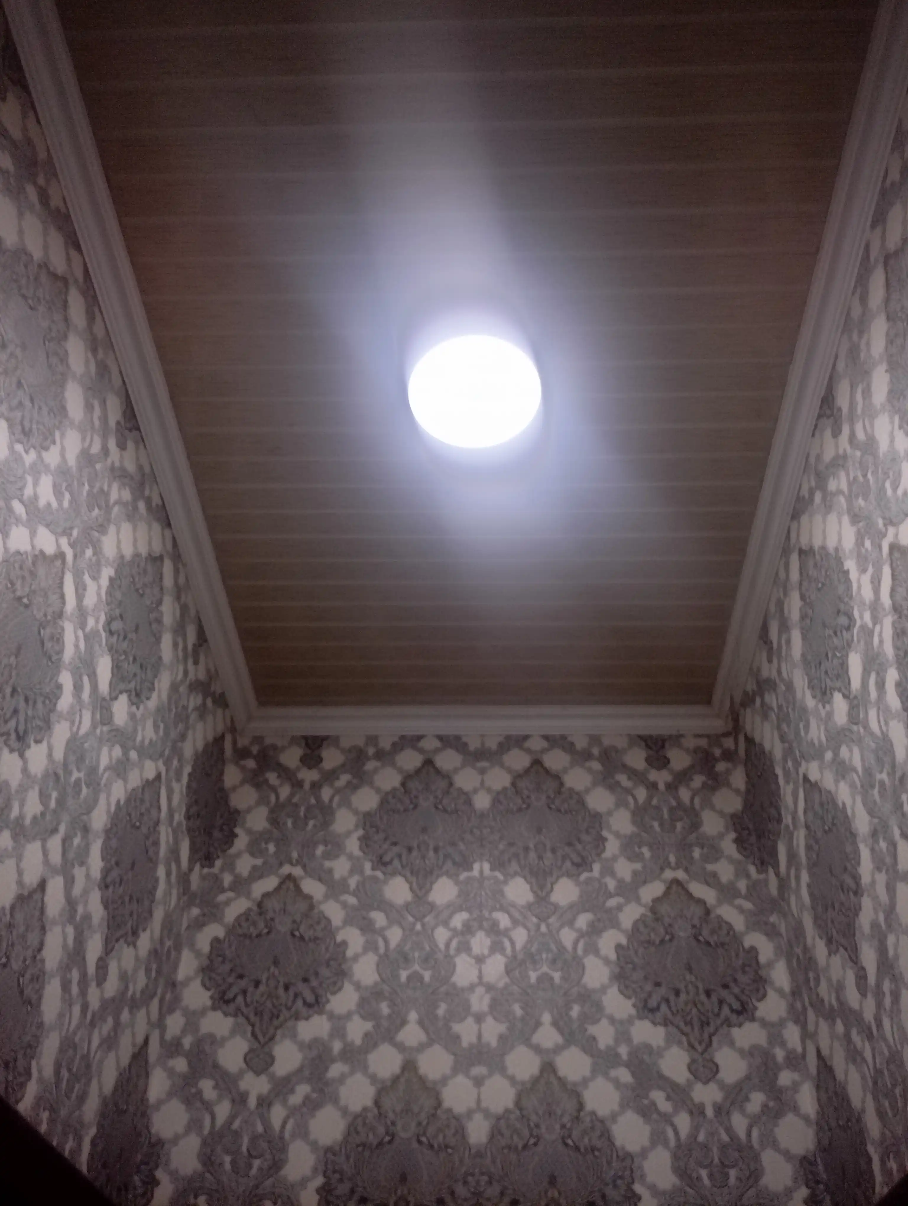 Dumaloq harakat sensorli LED ship chirog‘i 15W / 20W – inson harakati va ovozga sezgir led