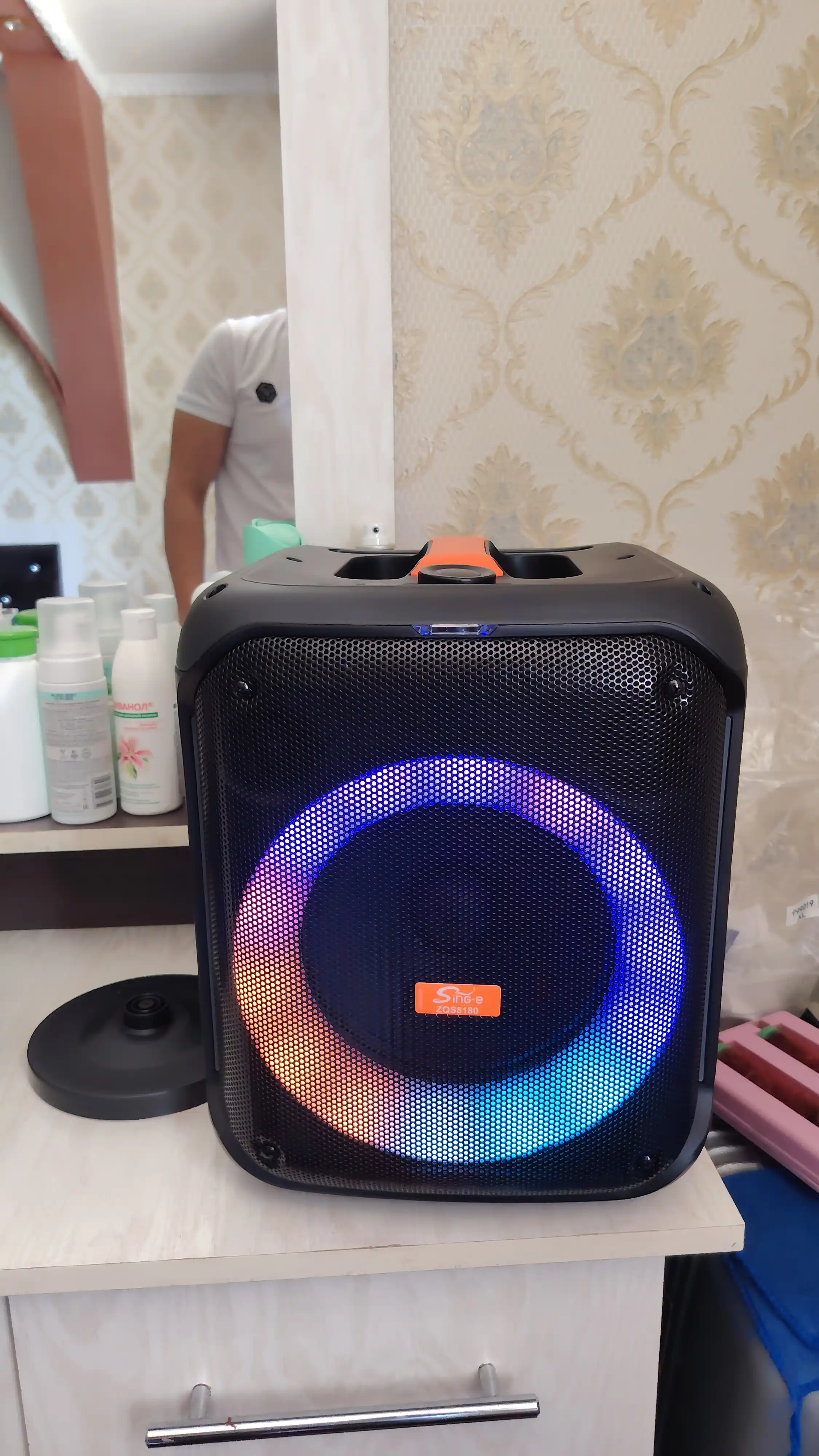 HiFi tizimi – kuchli bassli portativ kolonka, ZQS-8170, 18000W, RGB yoritgichi